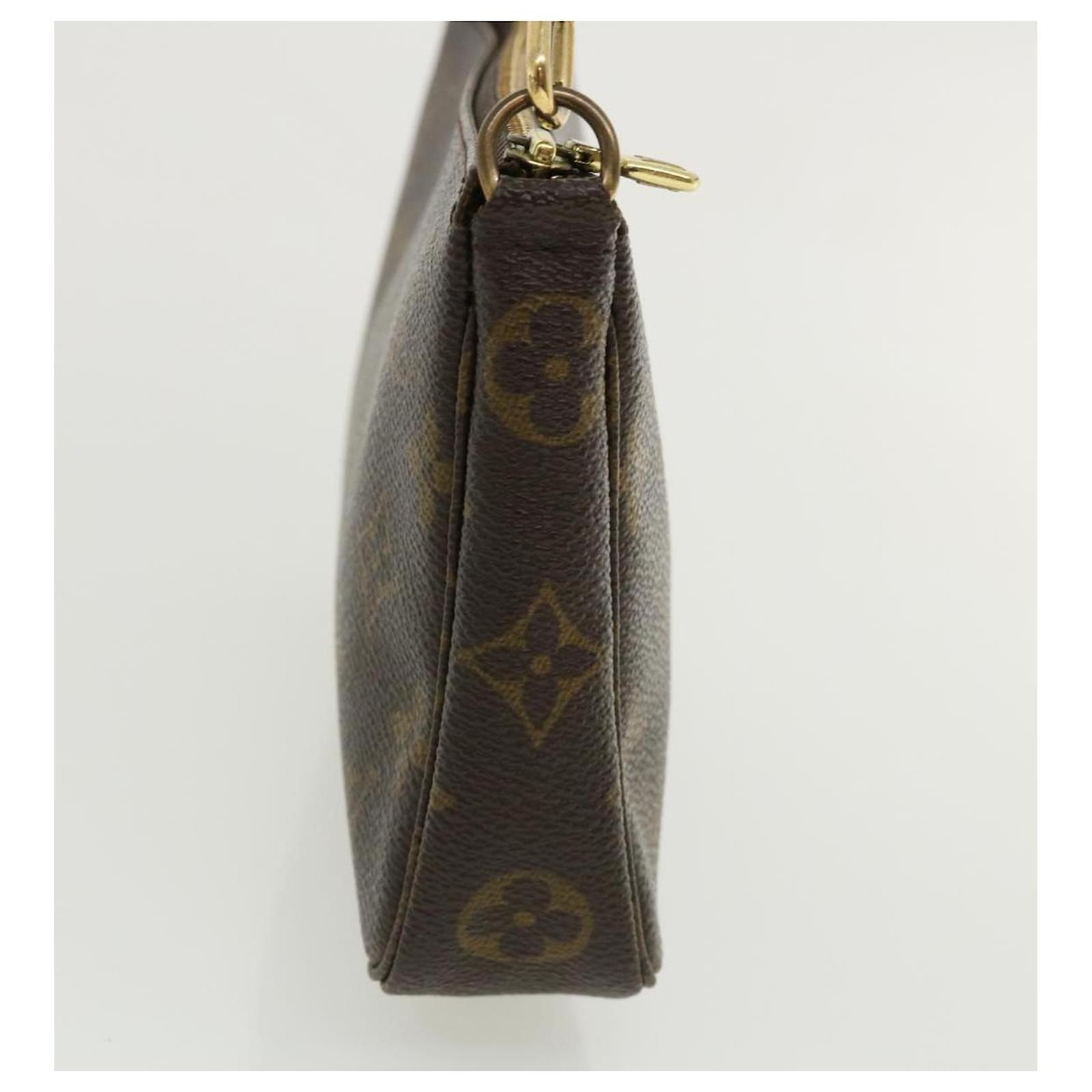 Louis Vuitton, Bags, Louis Vuitton Monogram Pochette Accessoires Pouch  M598 Lv Auth Ki2325