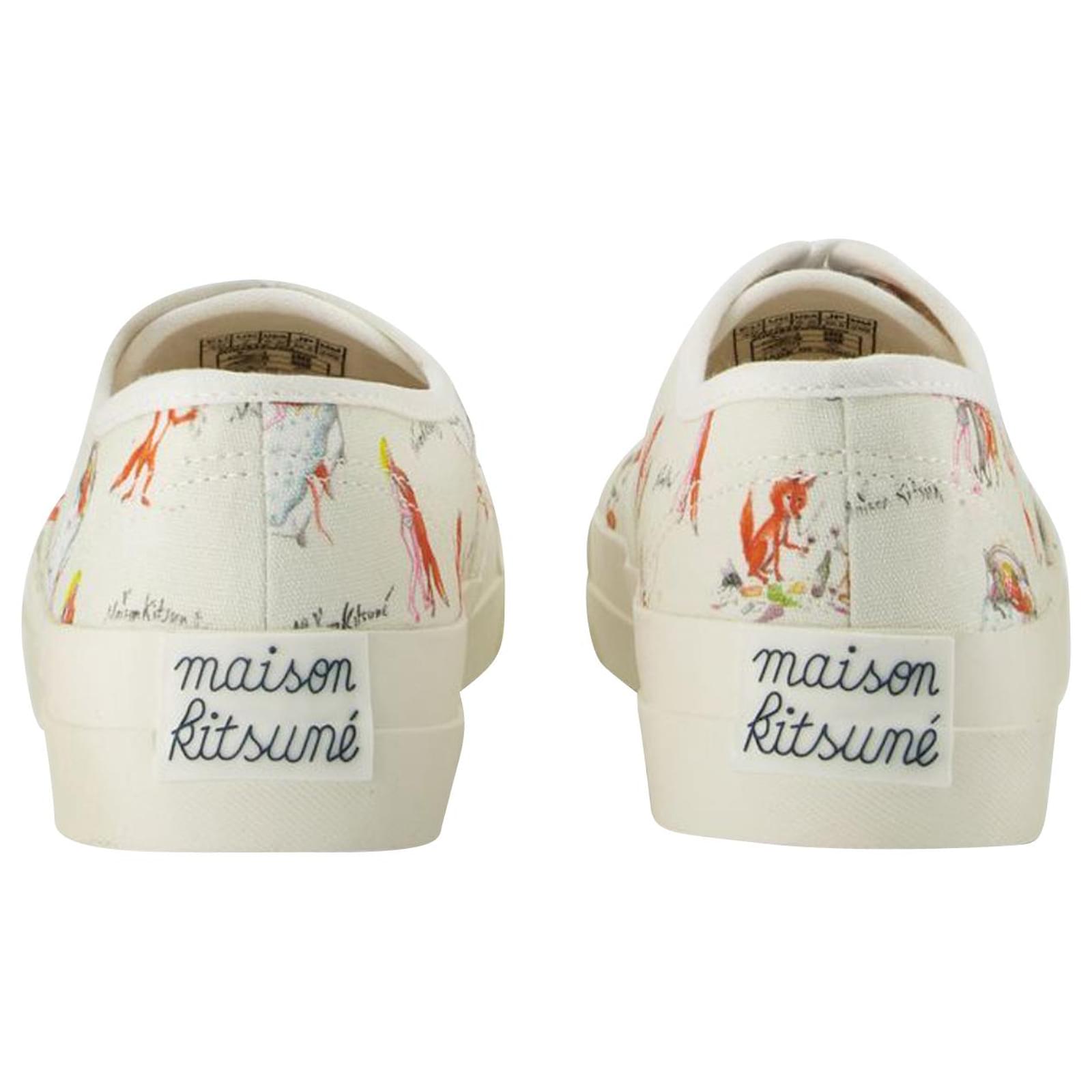 【関税込み】Oly Flower Fox Sneakers in White Cotton Autre Marque Oly Flower Fox Sneakers in White Cotton Cloth