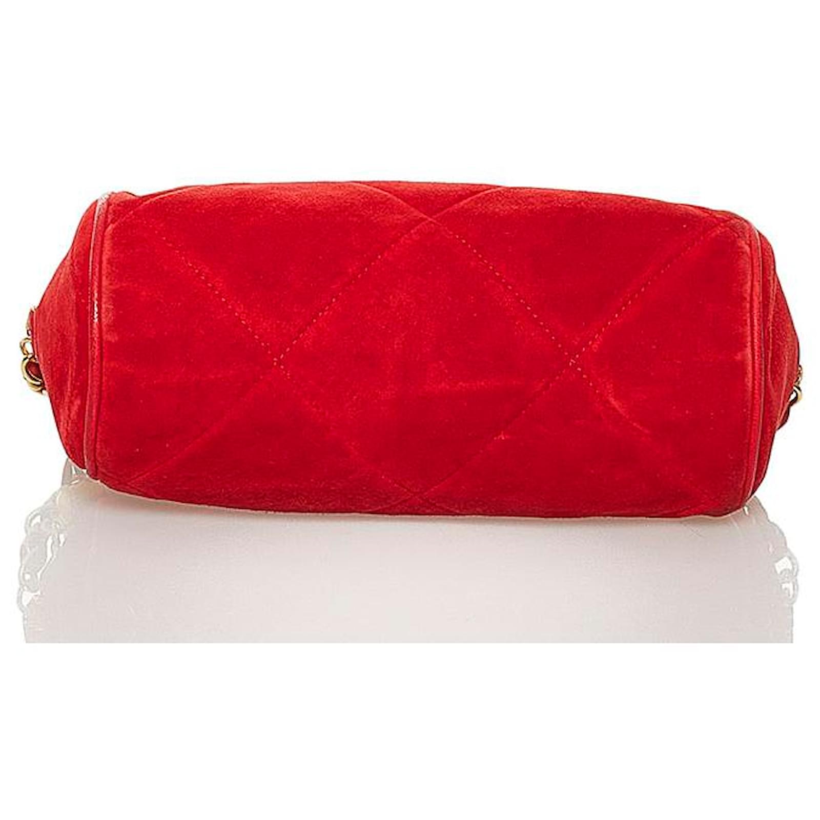 CHANEL Lambskin Camellia Quilted Round Clutch With Chain Red 376465