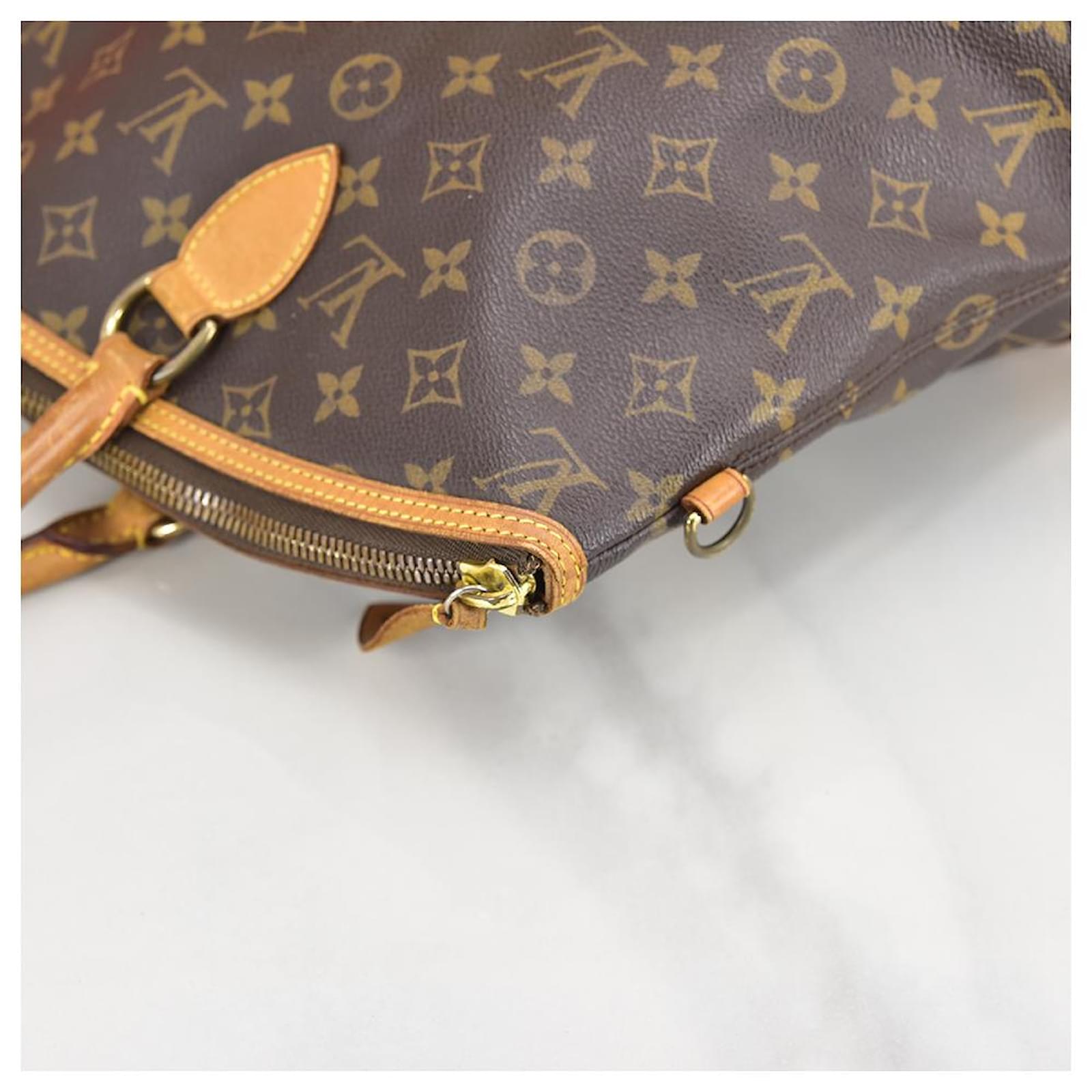 Louis Vuitton Monogram Lockit Horizontal Brown Cloth ref.733142 - Joli  Closet