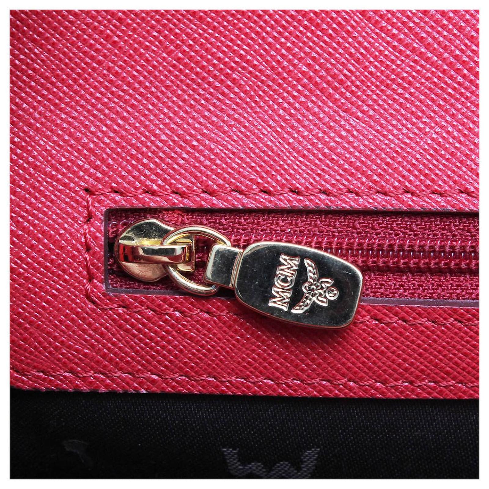 MCM Leather Crossbody Bag Red Pony-style calfskin ref.733679 - Joli Closet