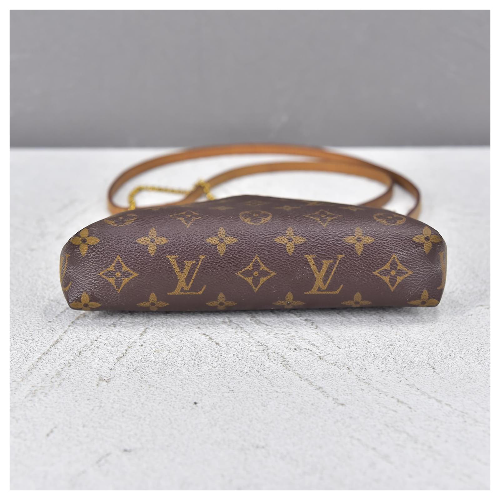 Louis Vuitton Monogram Pallas Clutch Brown Cloth ref.734553 - Joli Closet
