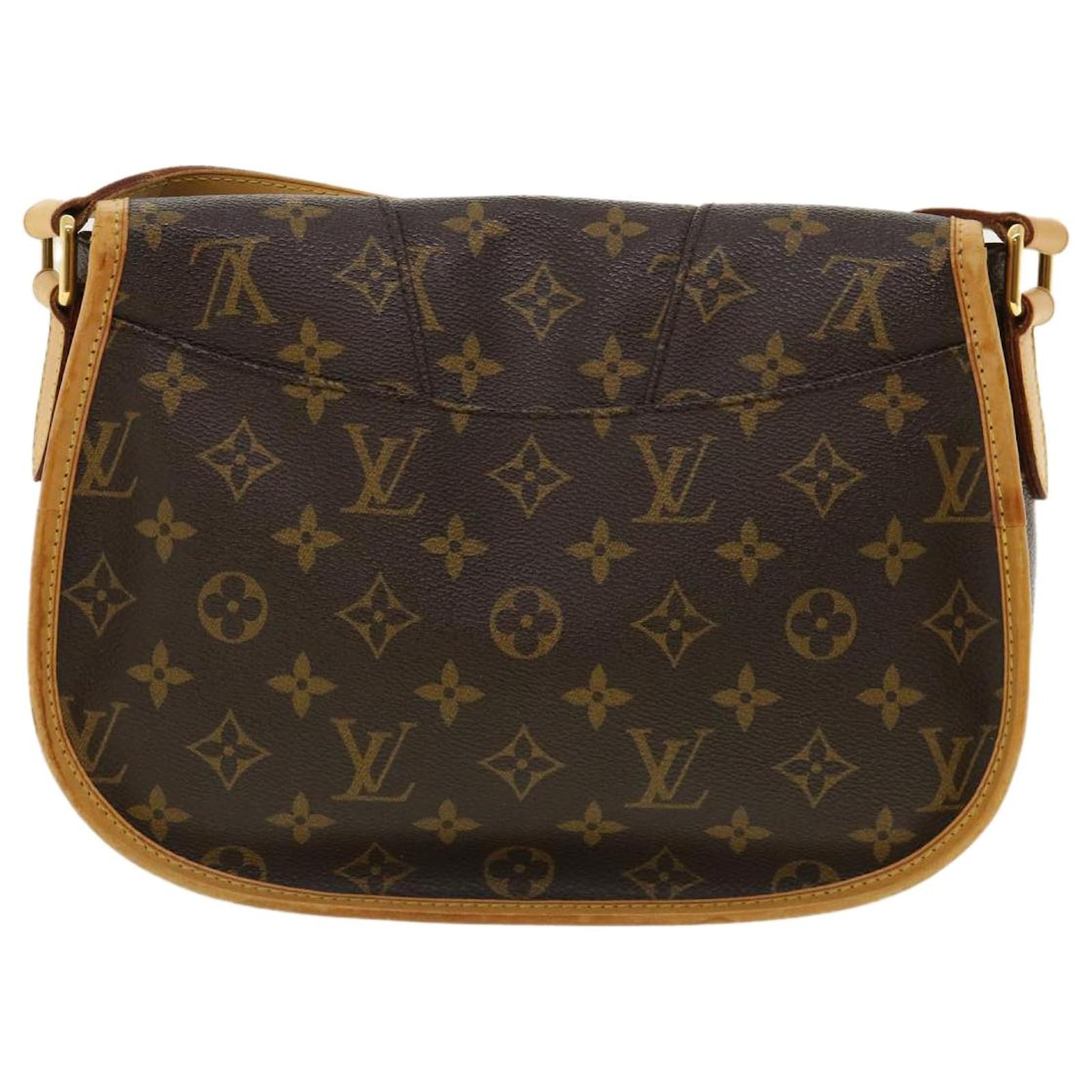 LOUIS VUITTON Monogram Menilmontant PM Shoulder Bag M40474 LV Auth am3423  Cloth ref.734818 - Joli Closet