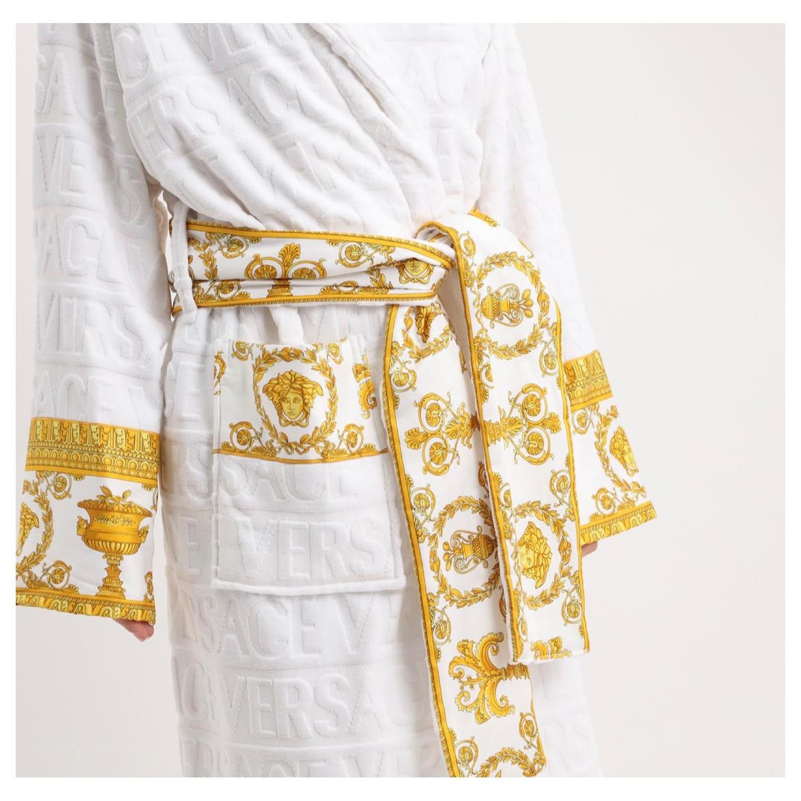 Primitief Panter vriendelijk Gianni Versace Unisex Versace bathrobe 100% new white and yellow cotton  with tags and box ref.736513 - Joli Closet