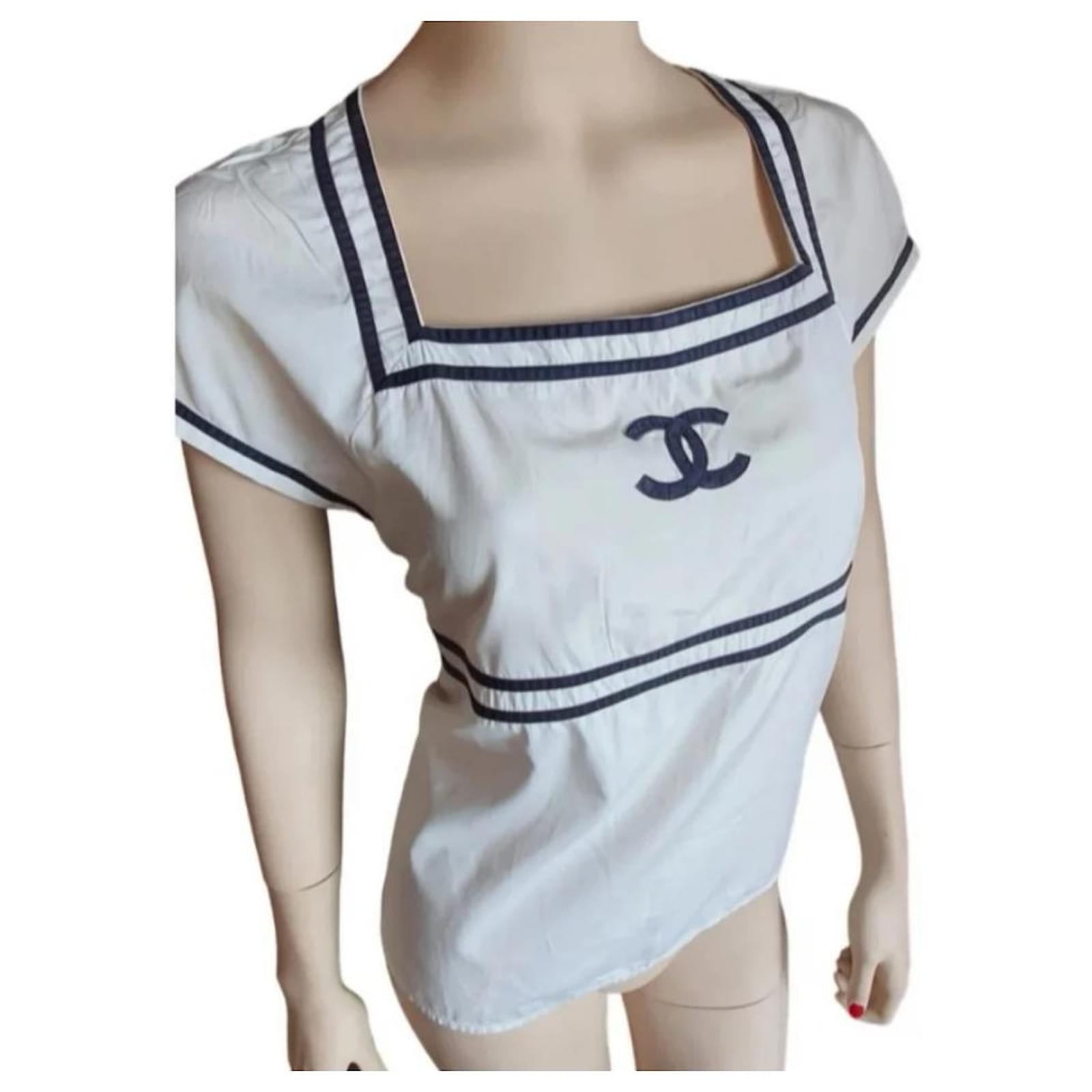 CHANEL, Tops, Auth Chanel Vintage Cc Logo White Sleeveless High Neck Top  Fits Xss