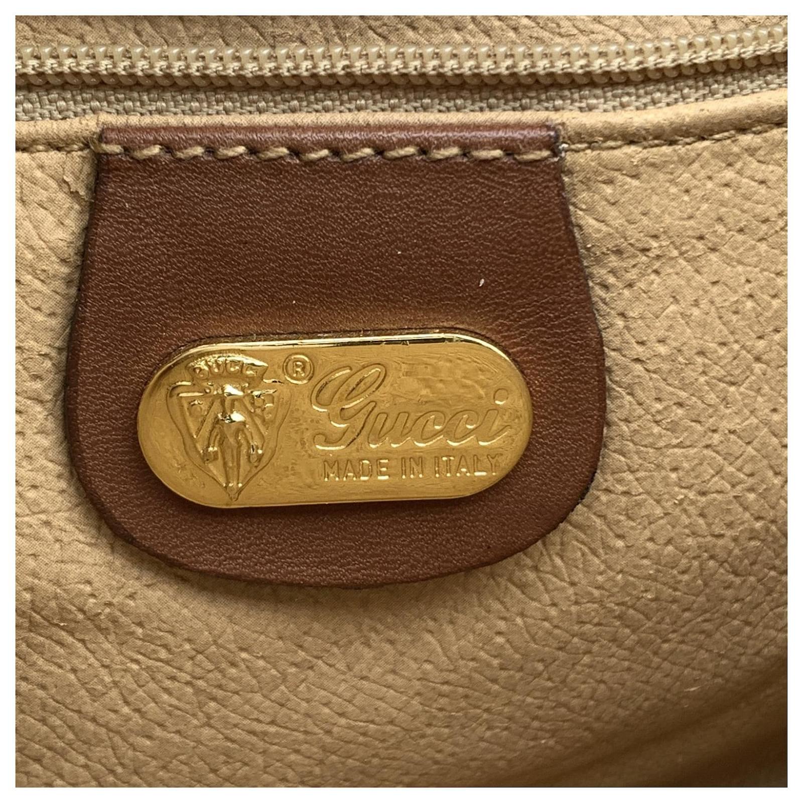 Gucci Vintage Red Monogram Canvas Small Messenger Shoulder Bag Cloth  ref.739398 - Joli Closet