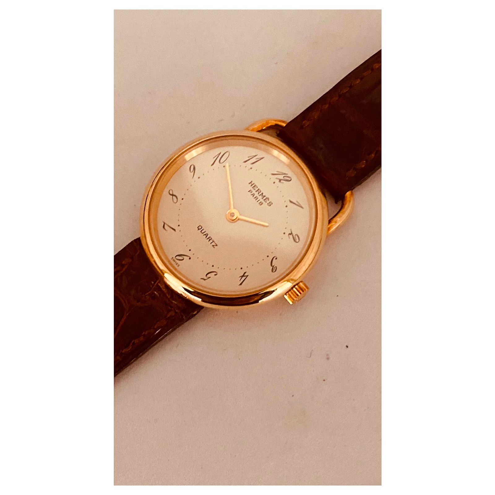 Hermès Gold hoop 18 carats Golden Yellow gold ref.738464 - Joli Closet