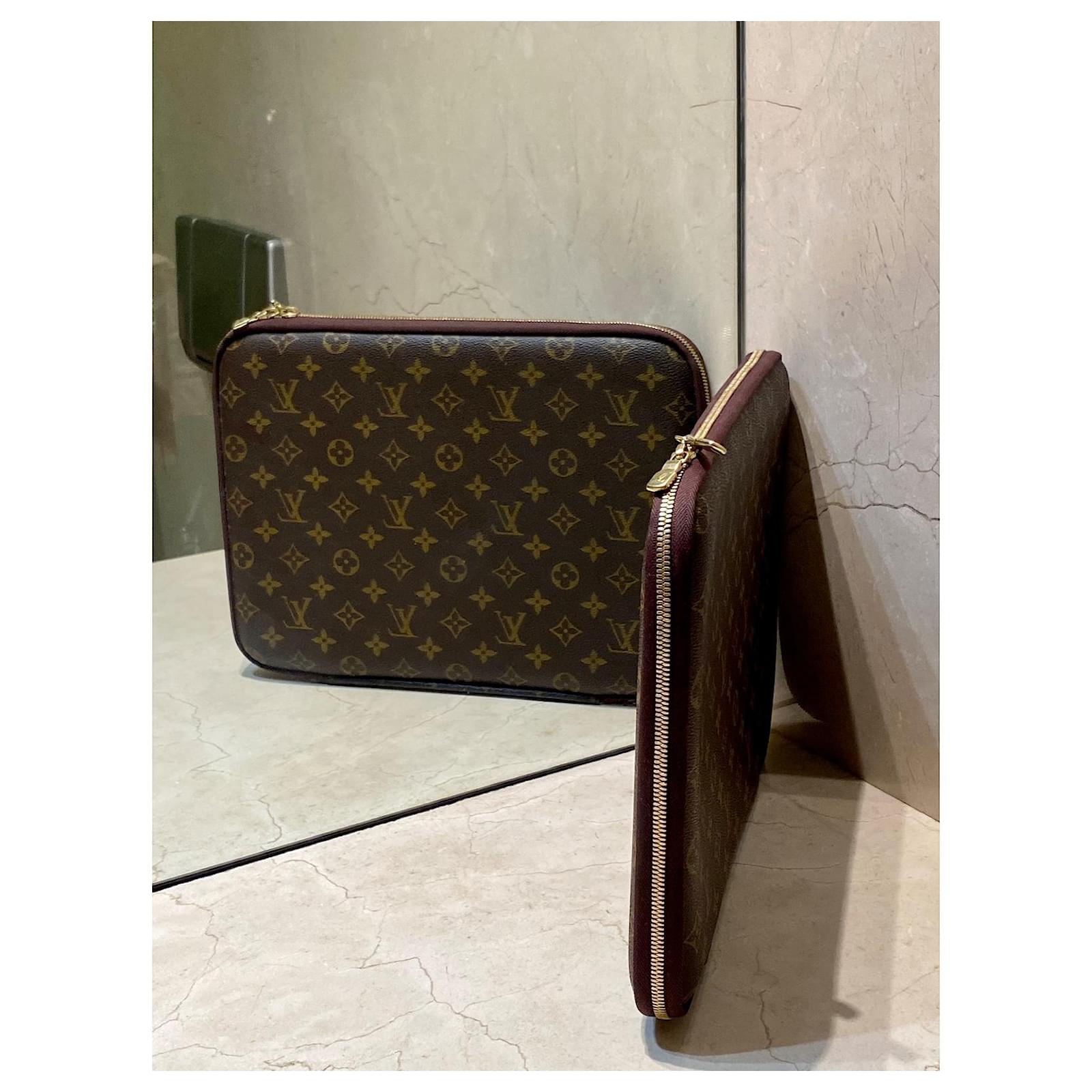 Louis Vuitton Monogram Laptop Zippered Sleeve/Case