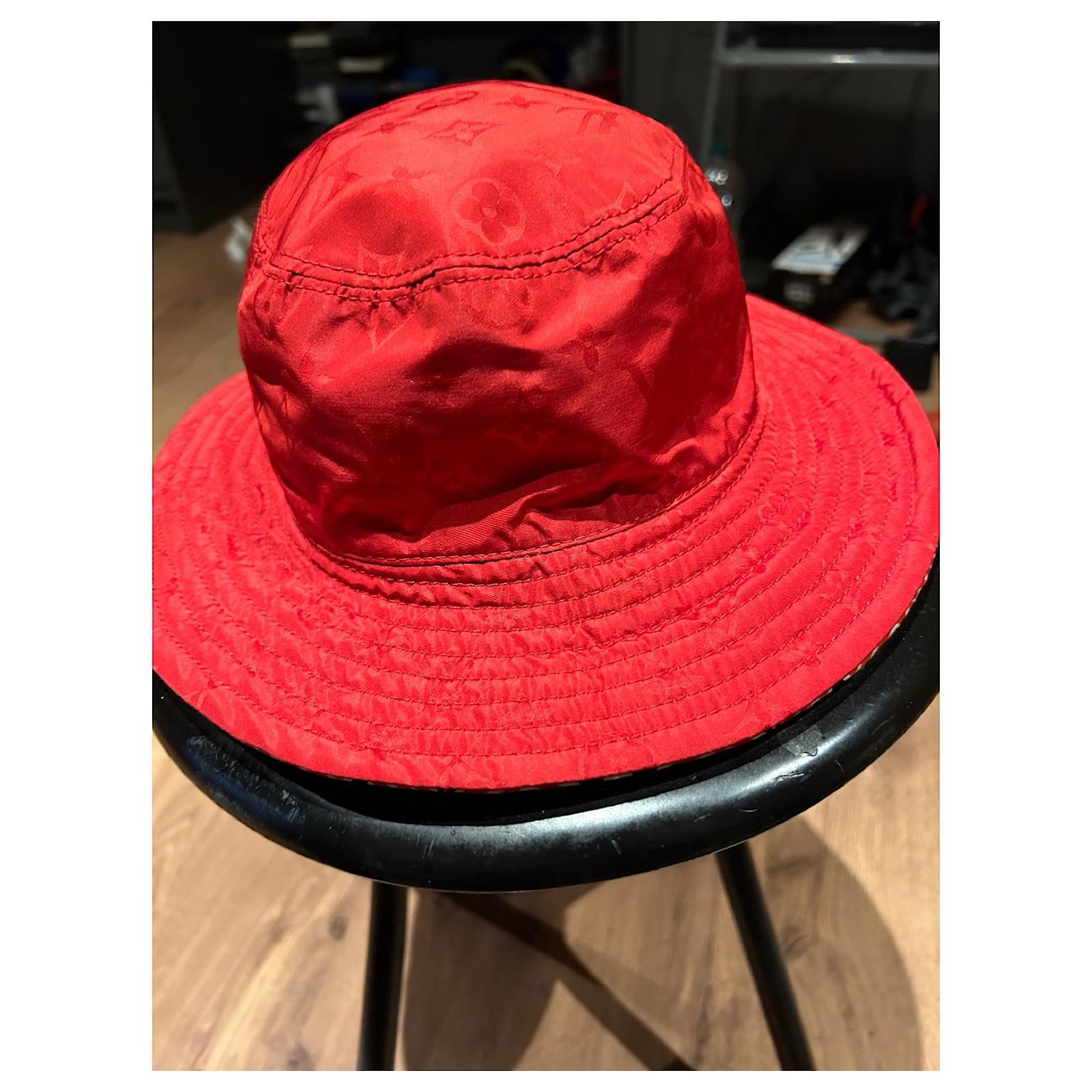 Louis Vuitton  Red Bucket 20Aw Lv Crafty Reversible Fisherman Cap
