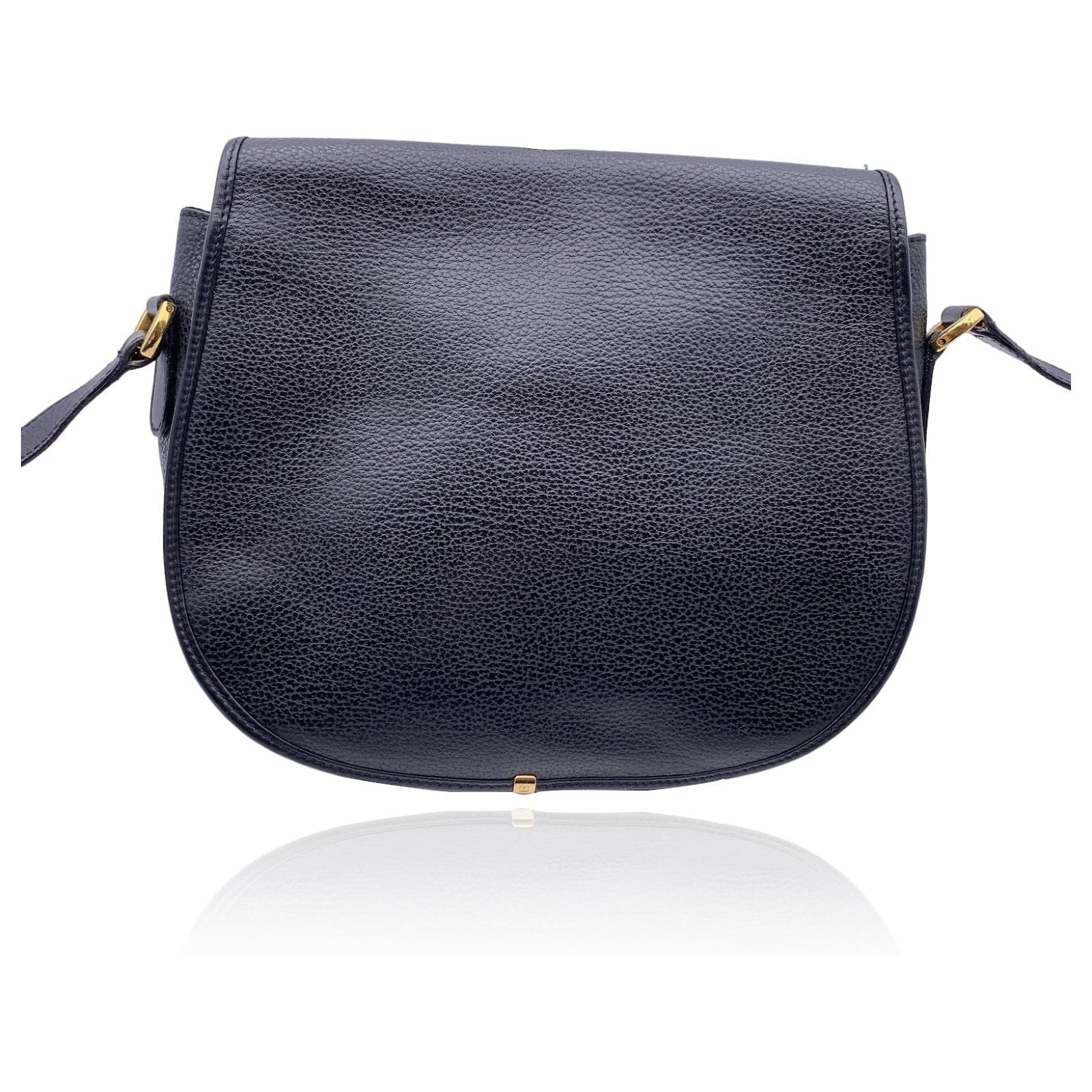 Gucci Vintage Black Leather Flap Shoulder Bag Messenger ref.746617 - Joli  Closet