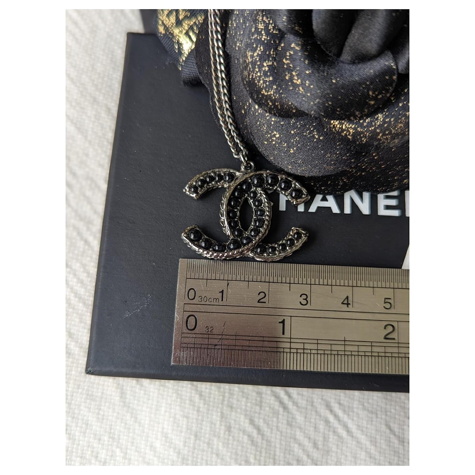 Chanel CC 14B Logo Black Pearl Ruthenium Necklace in Box tag Metal