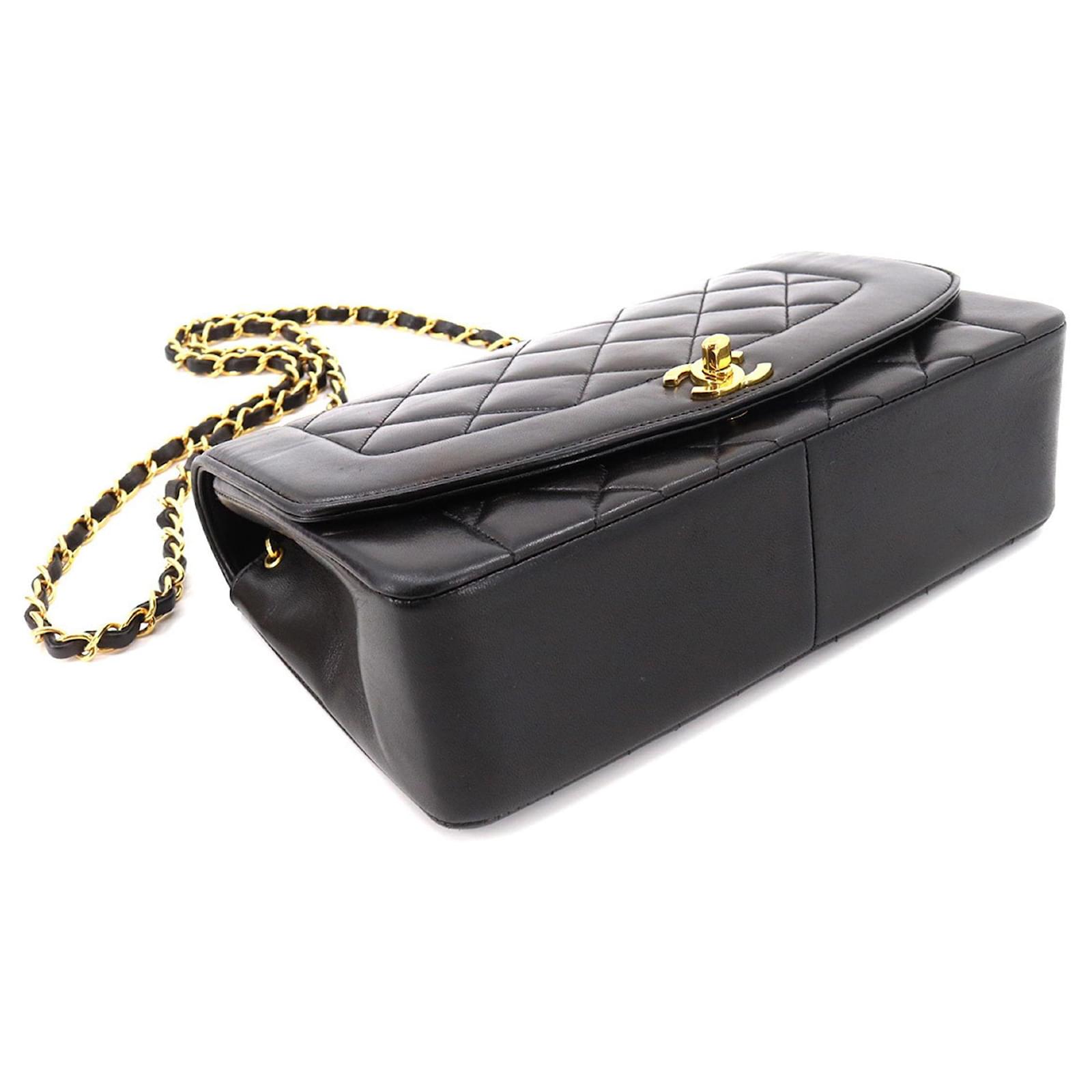 Chanel Diana Black Leather ref.752353 - Joli Closet