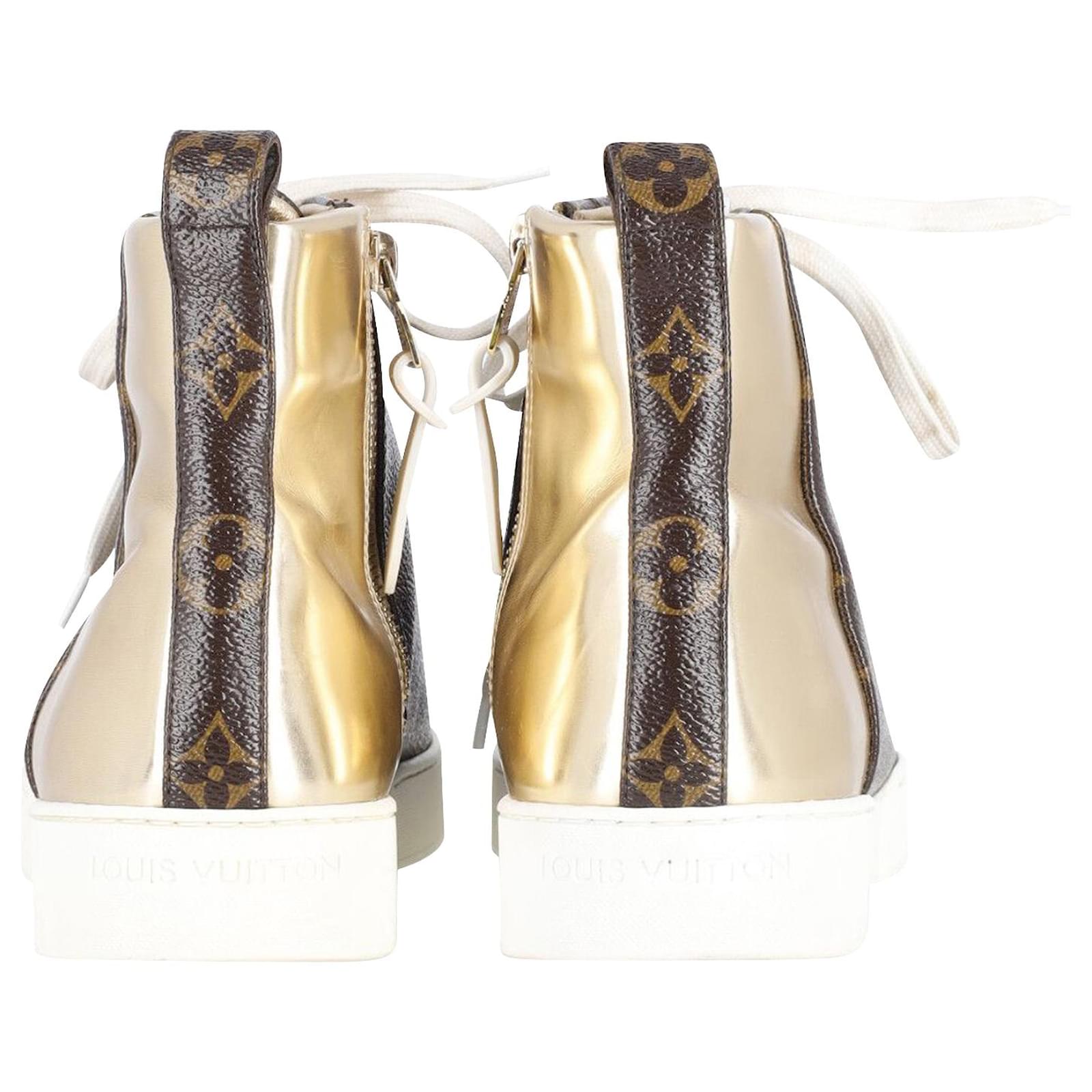 Louis Vuitton Monogram Stellar Sneaker Boots with Gold Patent Leather Panel  in Brown Leather ref.756022 - Joli Closet