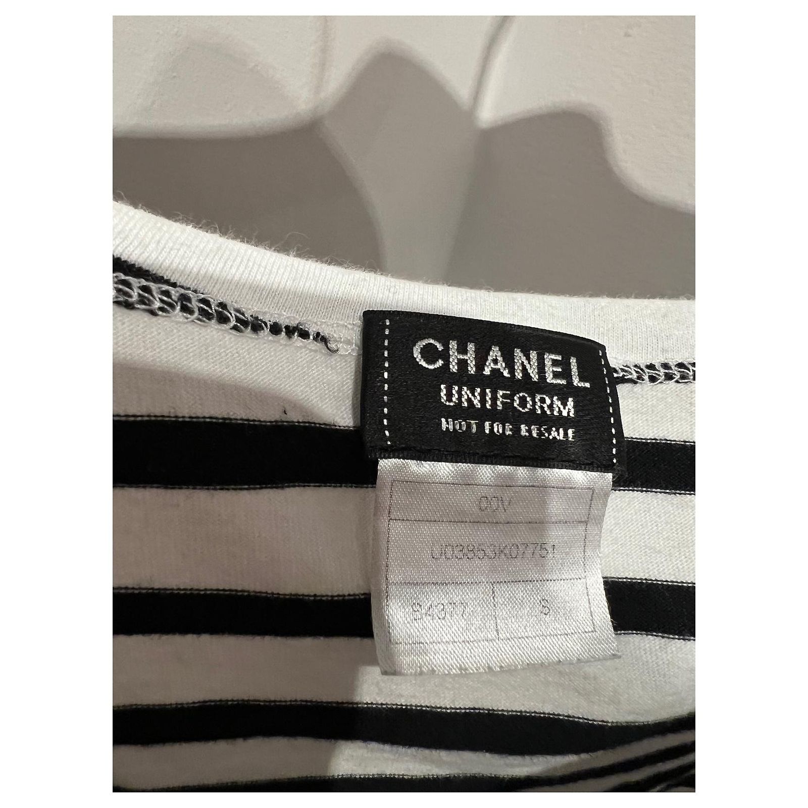 Chanel T shirt uniforme Black White Cotton ref.757266 (Sold