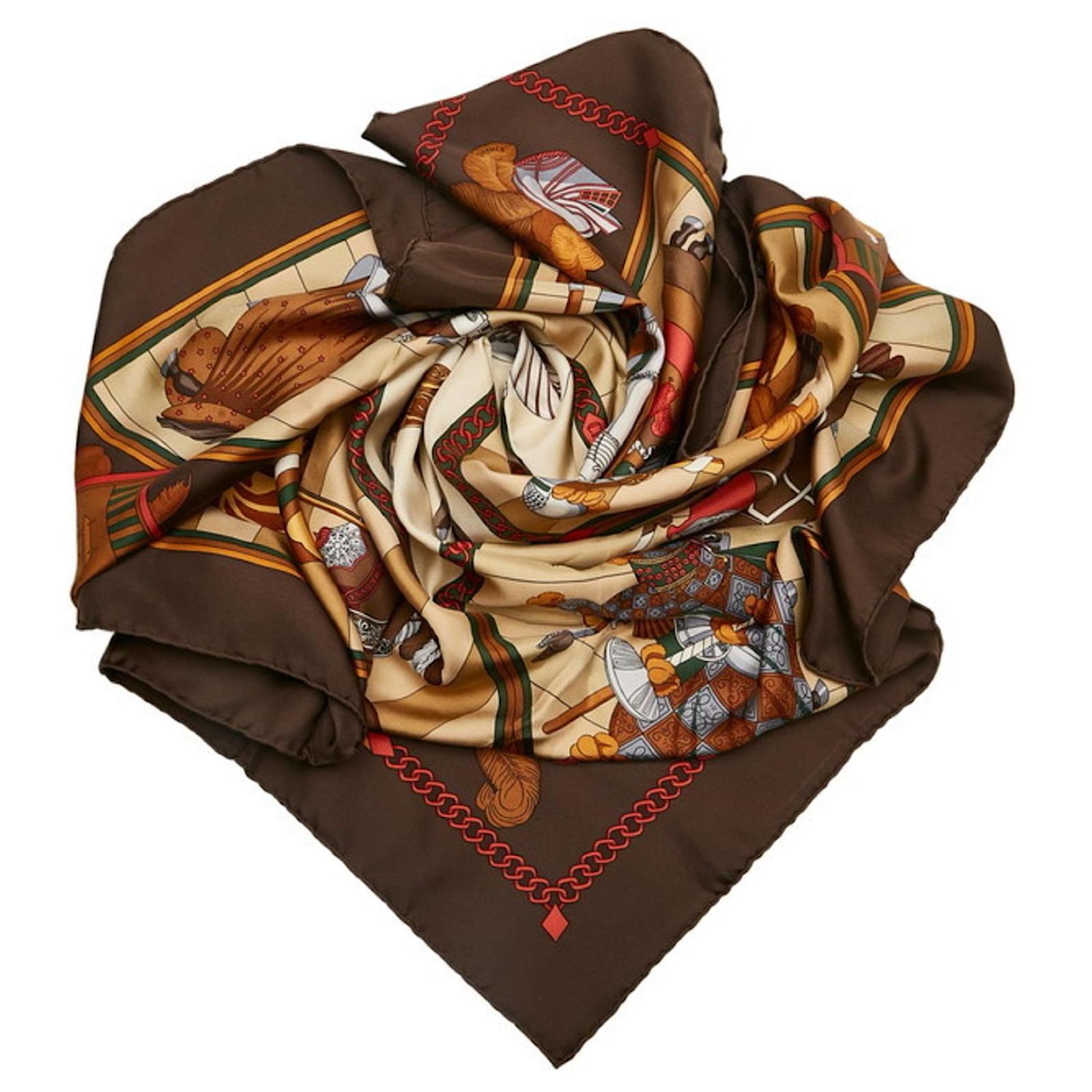 Carré Hermès En Soie – Modèle Sichuan Par Robert Dallet – Marron/bleu/vert – Occasion