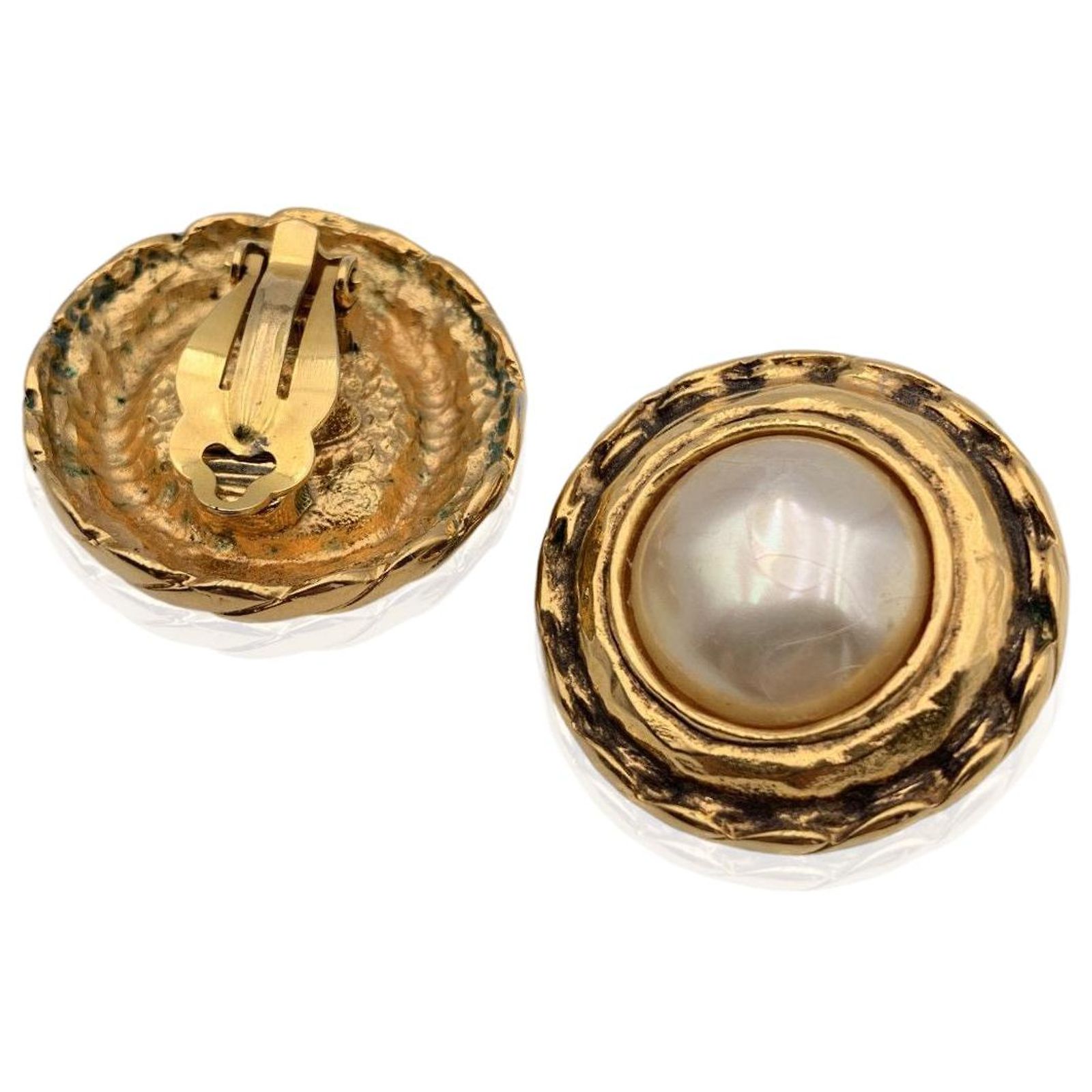 Boucles D'oreilles Clips Vintage En Métal Doré émaillé Blanc Cassé - Occasion Bon état