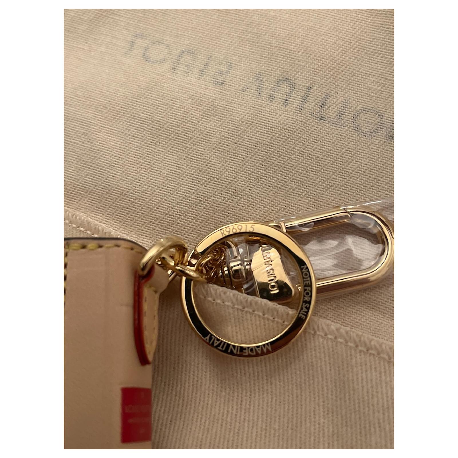 Louis Vuitton LV Book Key Ring Brown Leather ref.948218 - Joli Closet