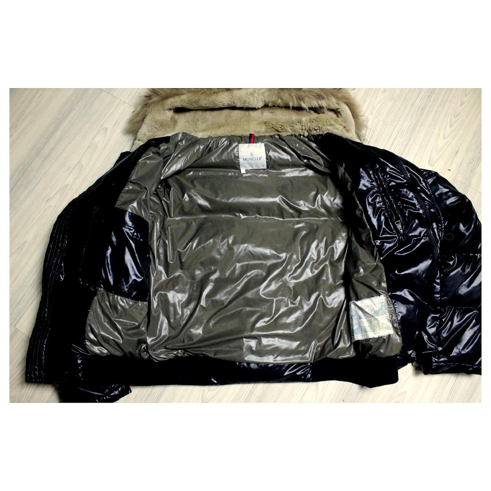 Moncler Bulgarie Black Polyamide ref.764649 - Joli Closet Moncler Bulgarie Black Polyamide ref.764649 - Joli Closet