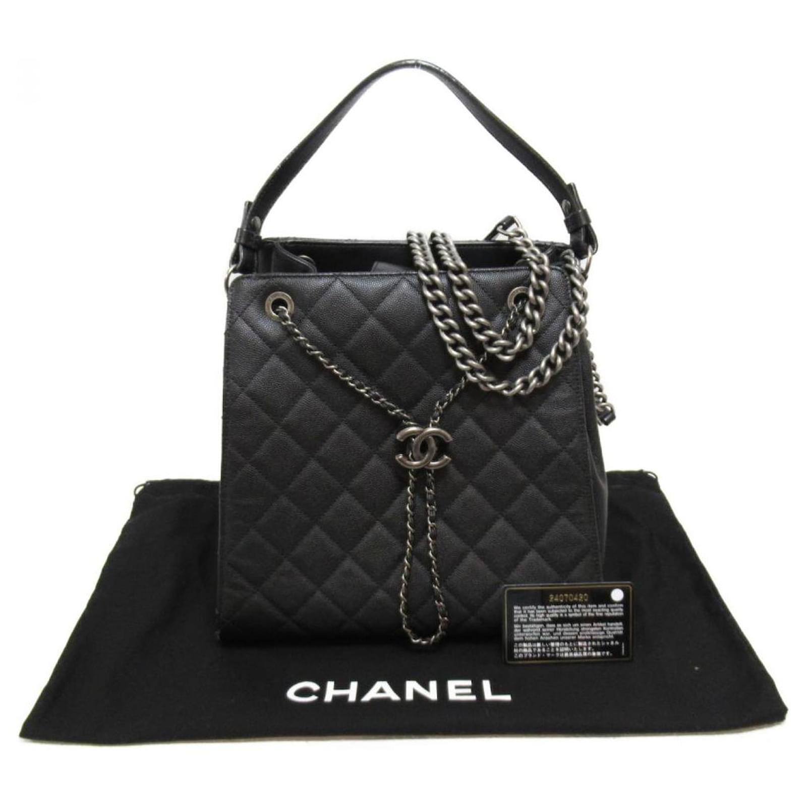 Chanel CC Caviar Quilted Accordion Bucket Bag Black ref.765689 Joli Closet