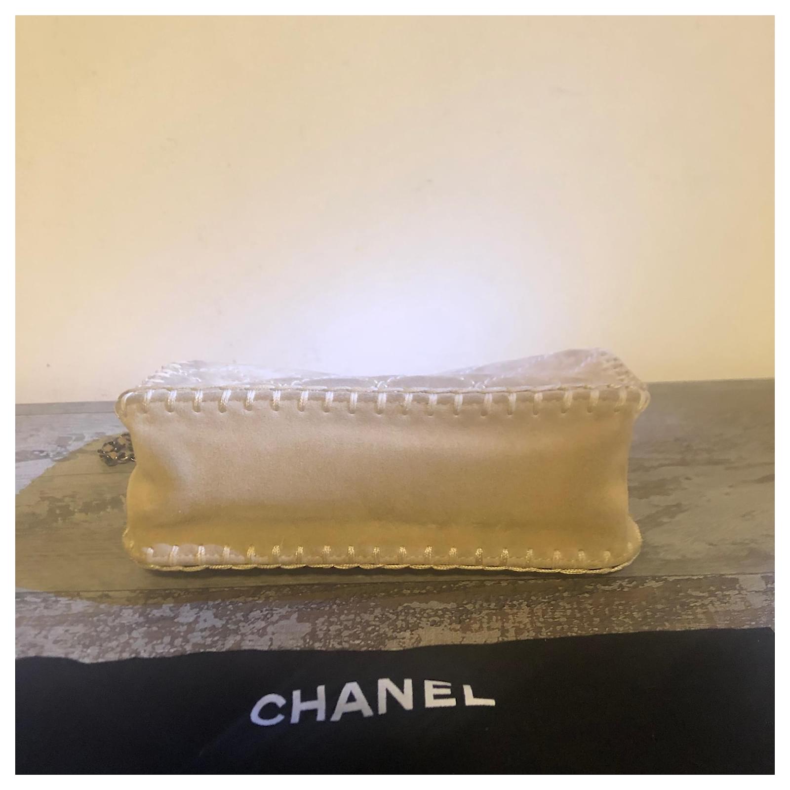Chanel Classic Flap Beige Quilted Suede Whipstitch Small Shoulder Bag  Cotton ref.768414 - Joli Closet