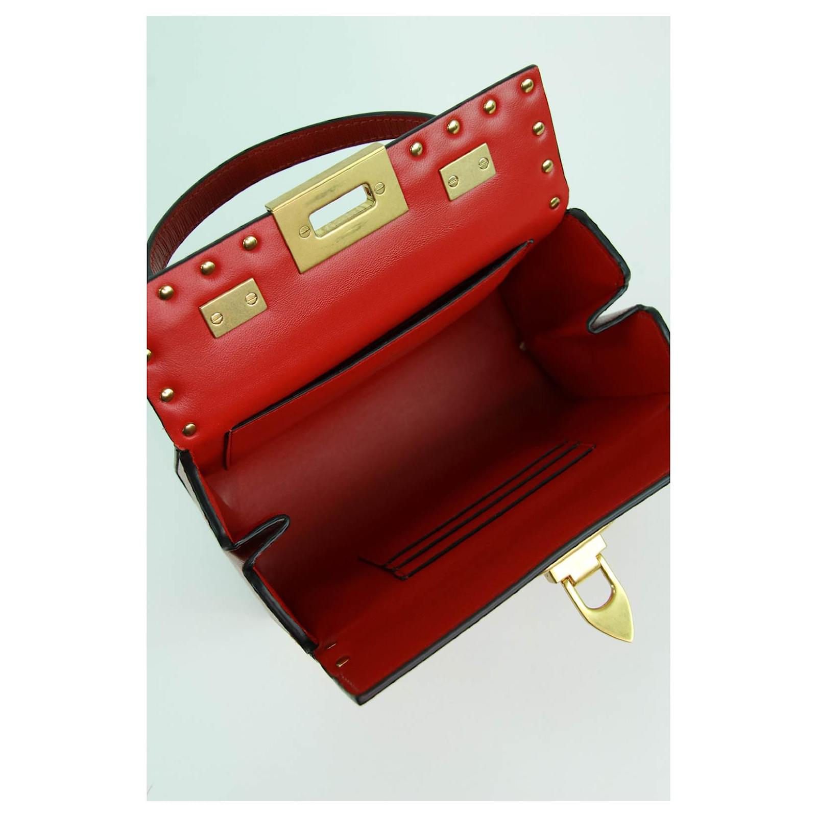 VALENTINO GARAVANI Handbags T. Leather Red ref.922344 - Joli Closet