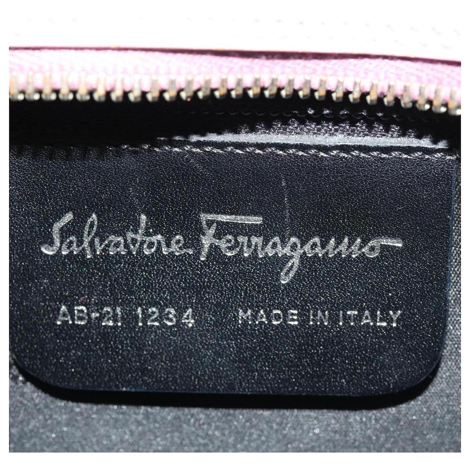 Salvatore Ferragamo Shoulder Bag Leather Pink Auth ti747 ref 