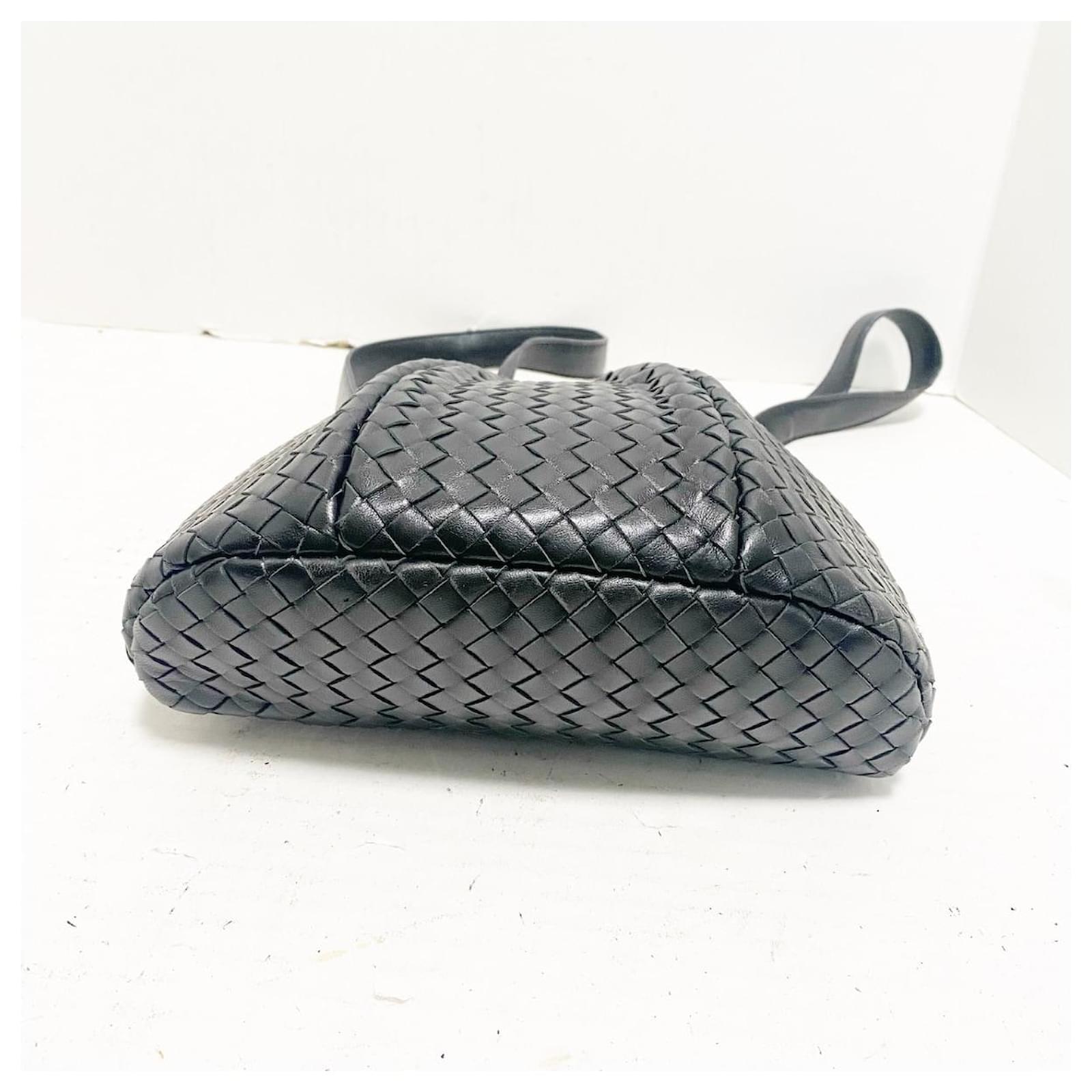 Bottega Veneta Intrecciato Black Leather ref.776326 - Joli Closet