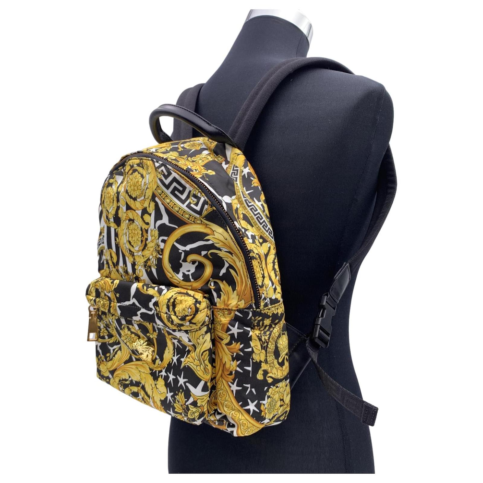 バッグ VERSACE BONDAGE BAROQUE BACKPACK VERSACE Baroque Print Nylon Medusa Backpack Bag Black