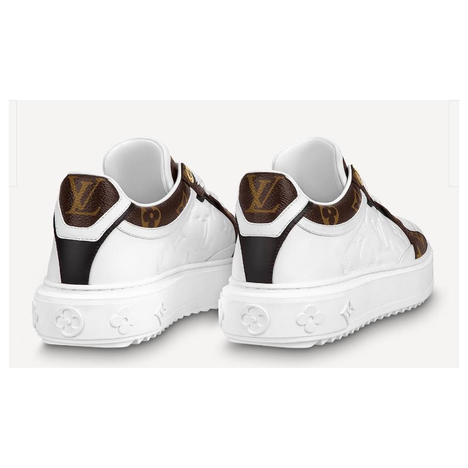 Louis Vuitton LV Time Out trainers new White Leather ref.784376 - Joli  Closet