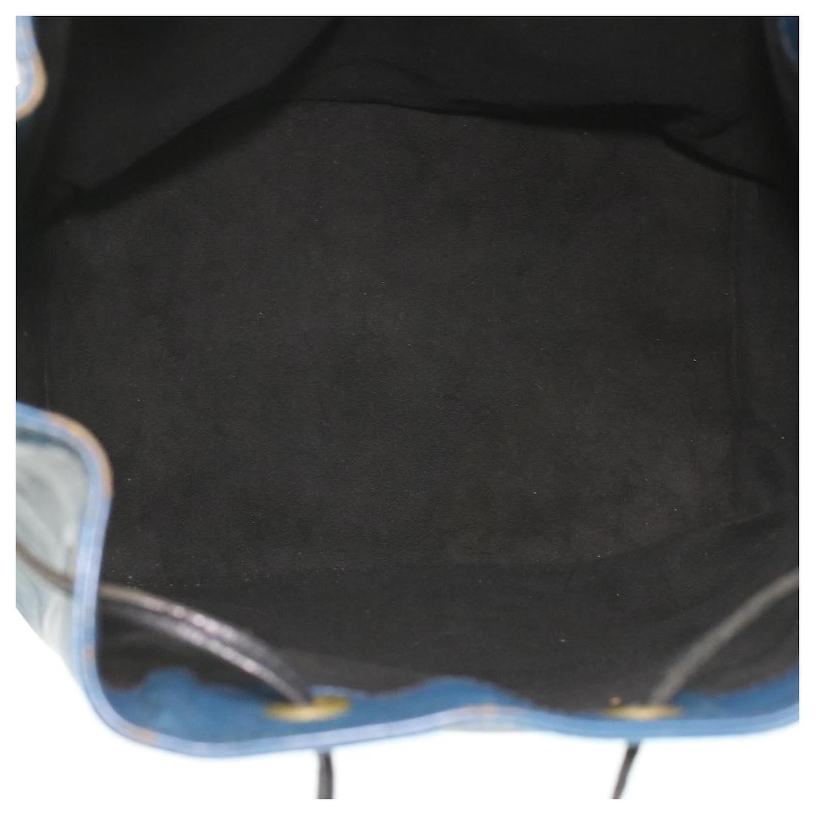 LOUIS VUITTON Epi Petit Noe Shoulder Bag Bicolor Black Blue M44152 LV Auth  35382 Leather ref.785220 - Joli Closet