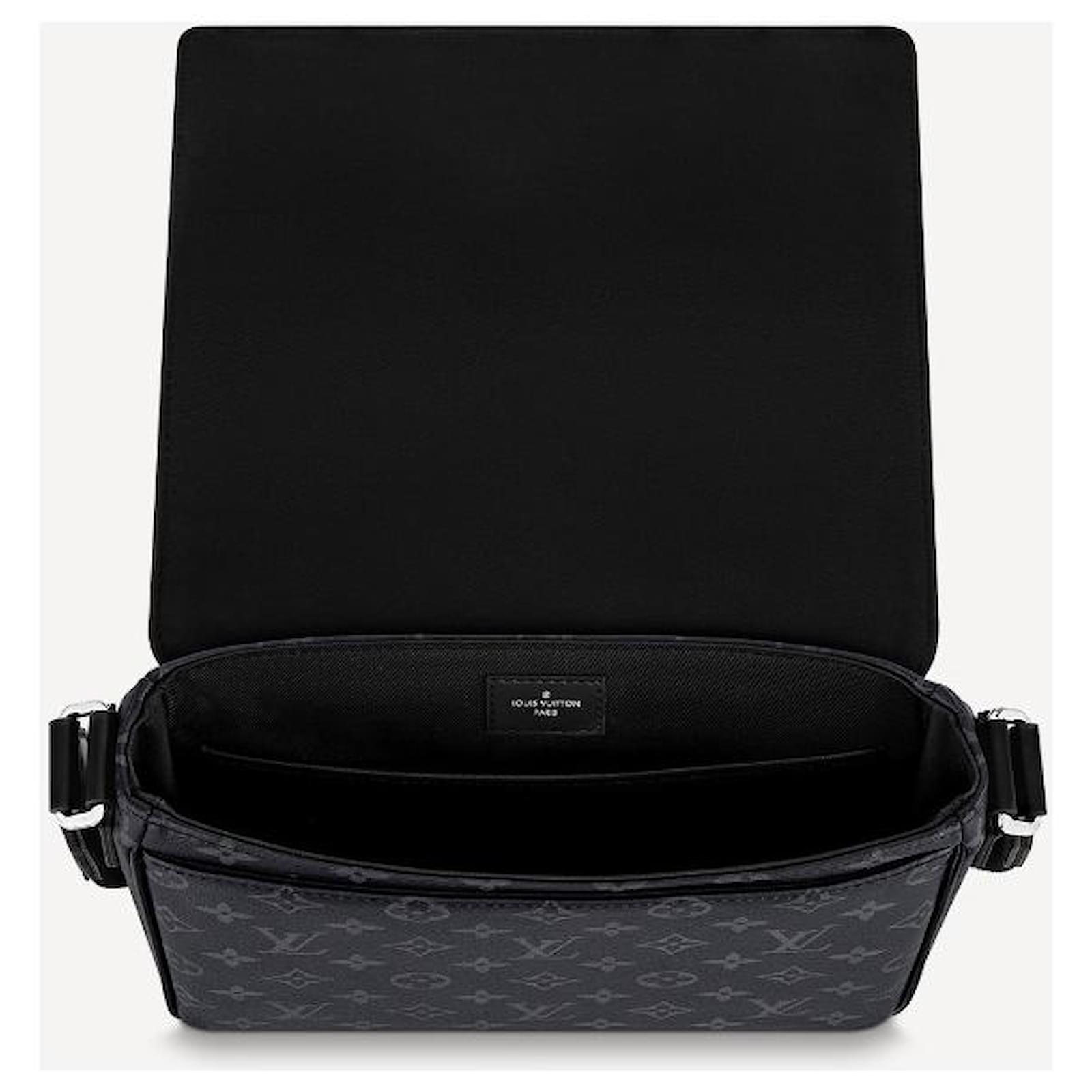 Bags Briefcases Louis Vuitton LV District PM Eclipse