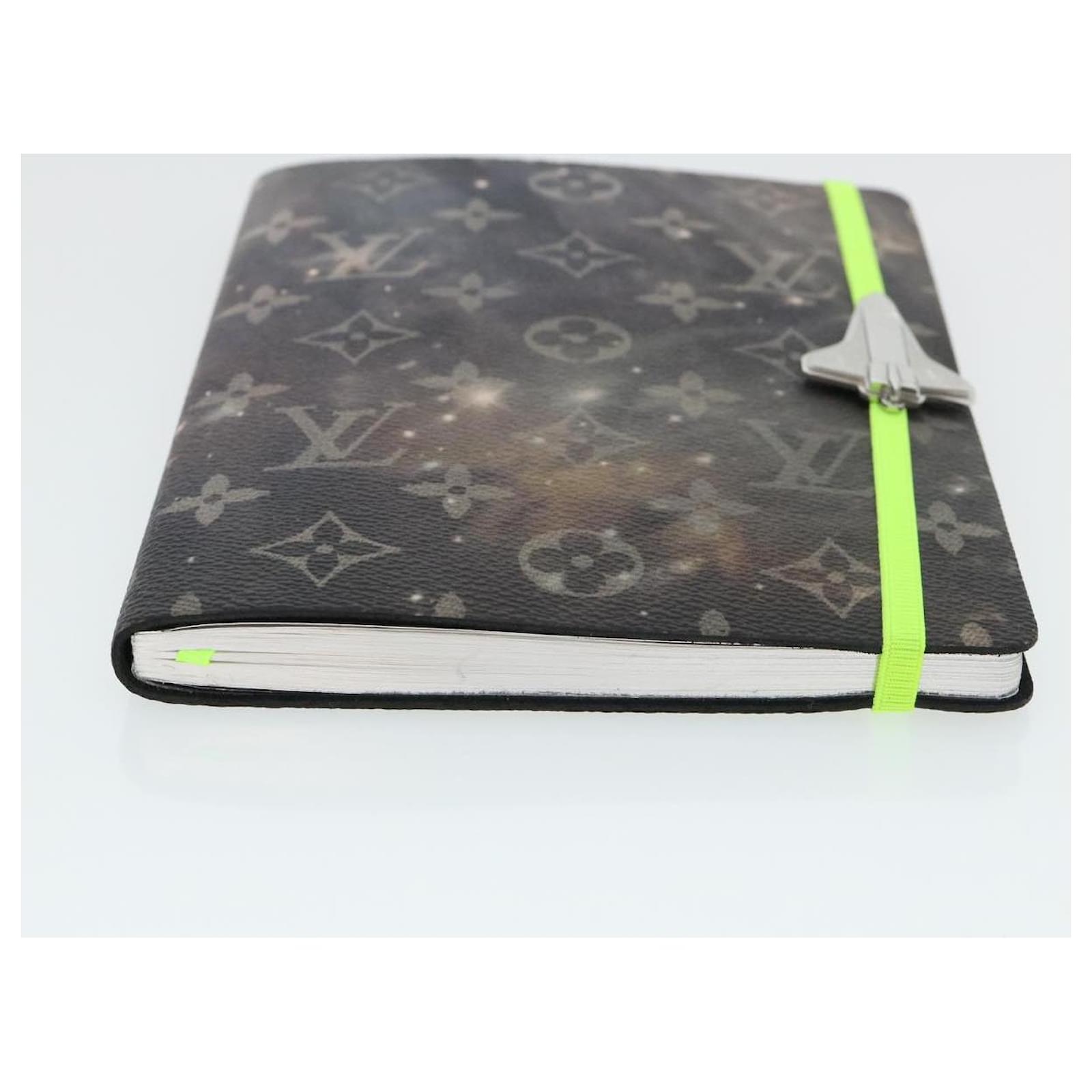 LOUIS VUITTON Monogram Galaxy Cahier Gustave MM Planner GI0359 LV