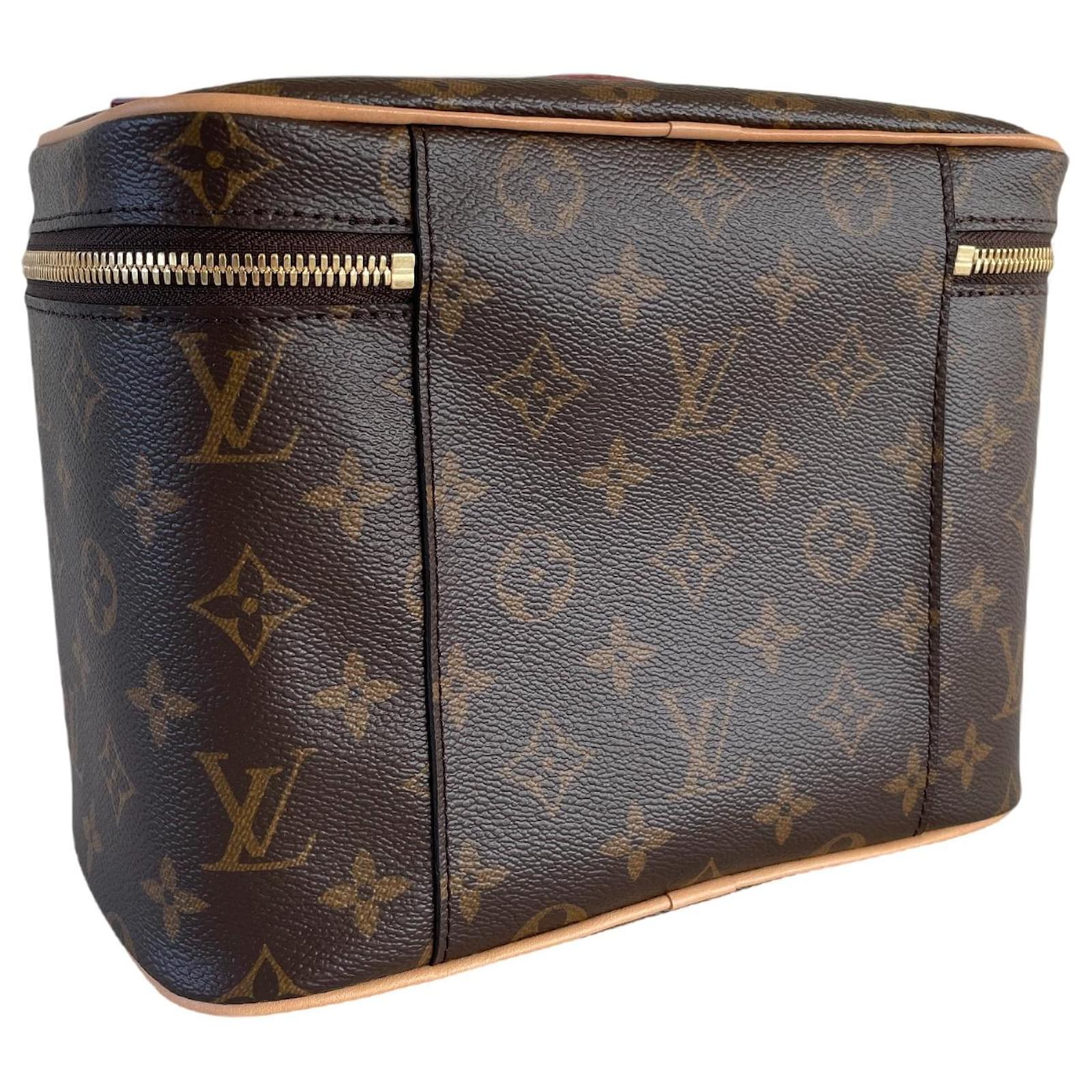 Louis Vuitton Nice BB monogram travelbag toiletry toilet bag Brown Dark  brown Leather Cloth ref.787623 - Joli Closet