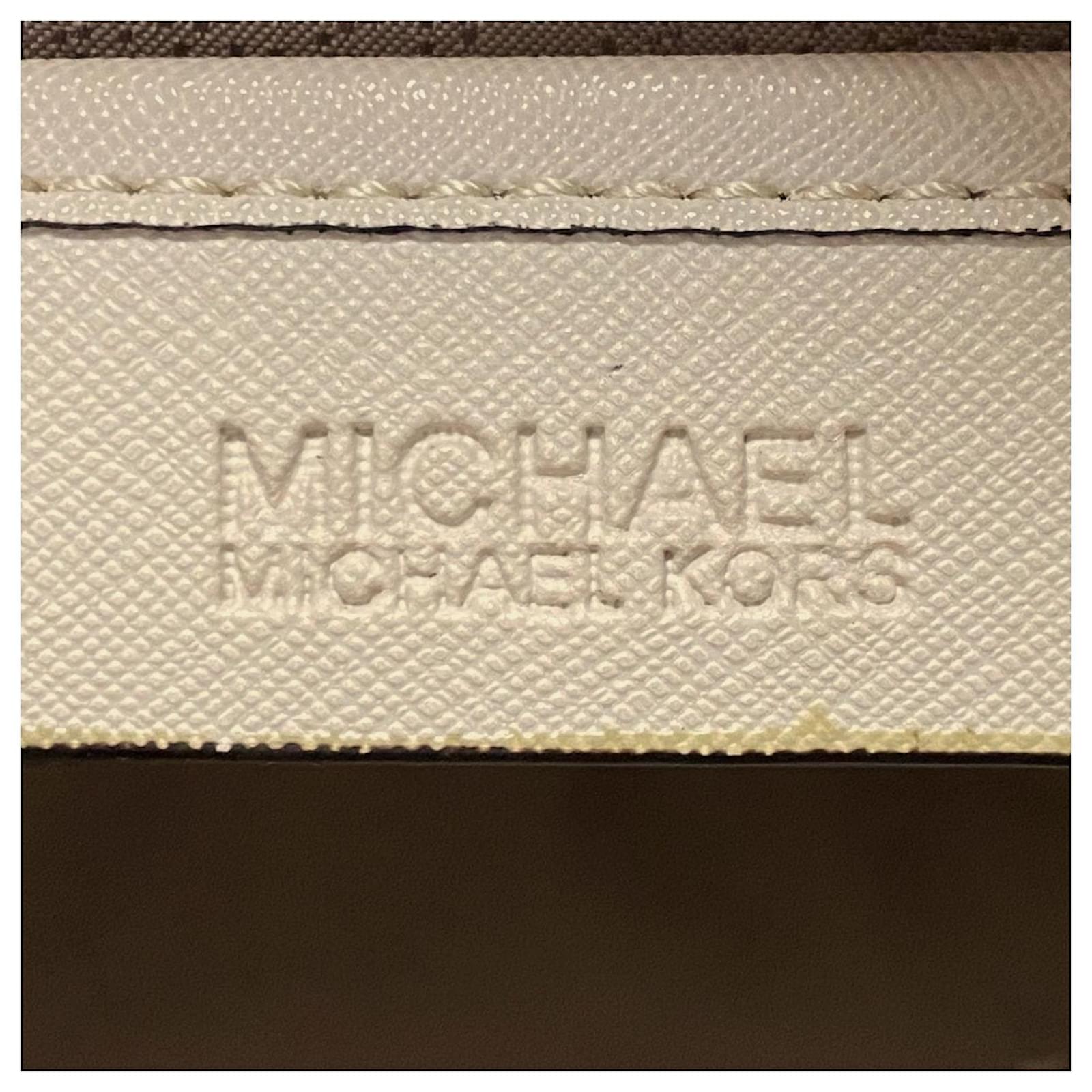 Michael Kors Selma Beige Leather ref.788083 - Joli Closet