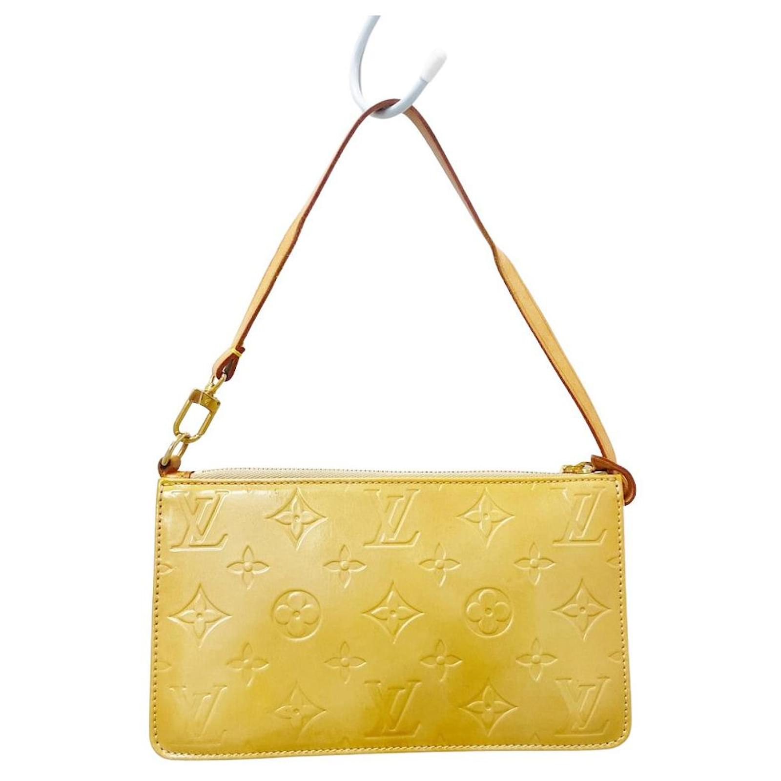 Louis Vuitton lexington Bronze Patent leather ref.594399 - Joli Closet