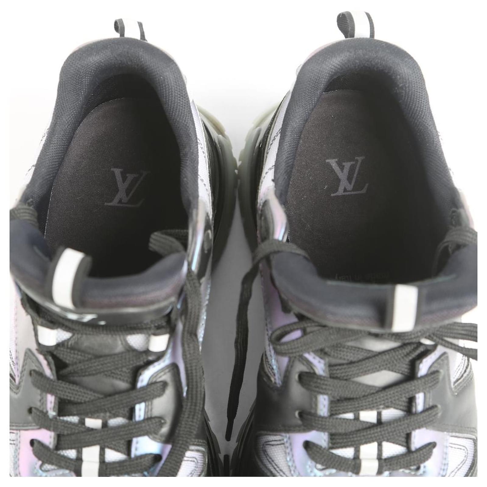 Louis Vuitton Run Away Pulse Sneakers Grey Leather ref.790956
