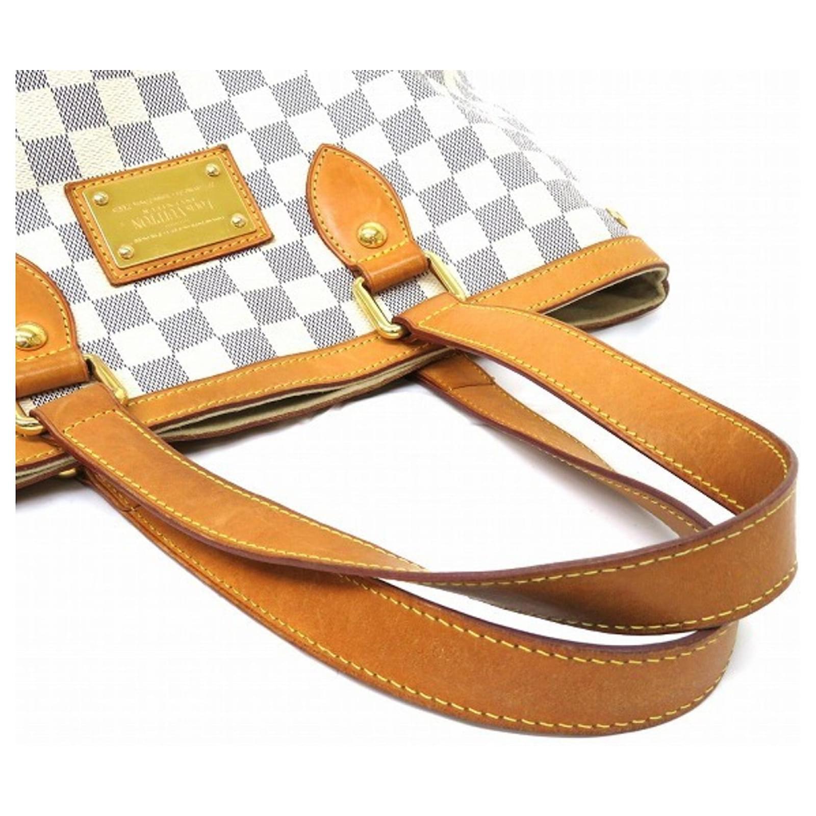 Louis Vuitton Hampstead White Cloth ref.881399 - Joli Closet