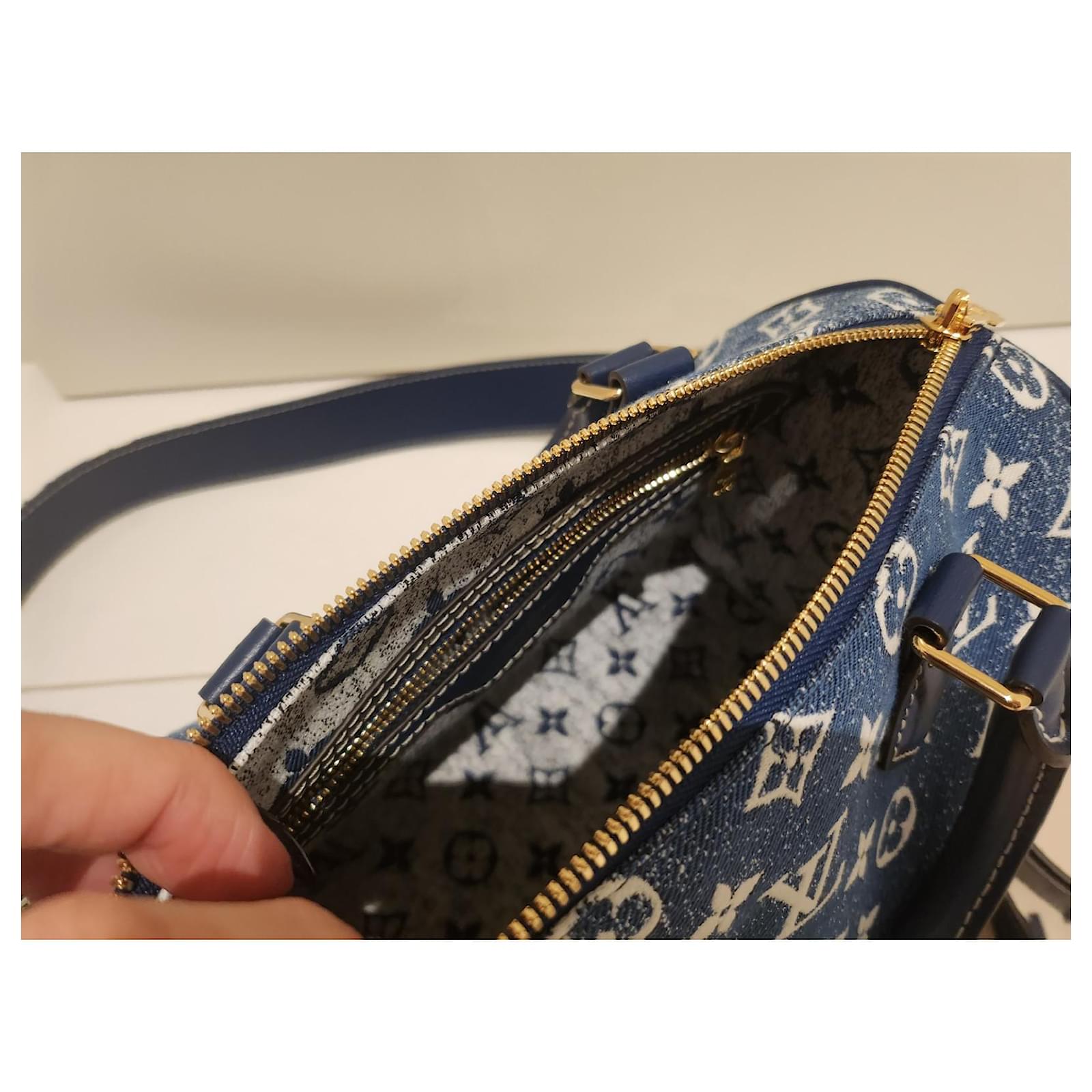 Speedy Louis Vuitton Handbags Blue Denim ref.795720 - Joli Closet