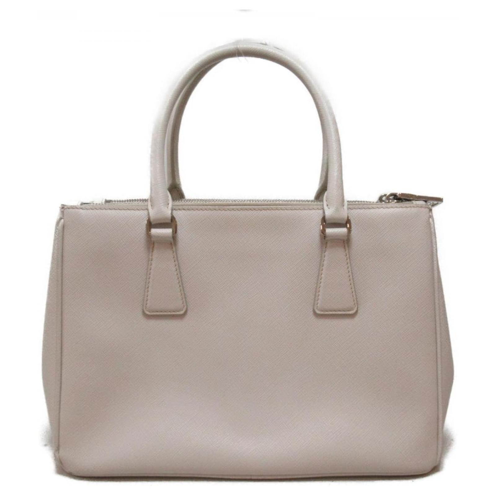 Prada White Saffiano Galleria Handbag Leather Pony-style calfskin  ref.289477 - Joli Closet