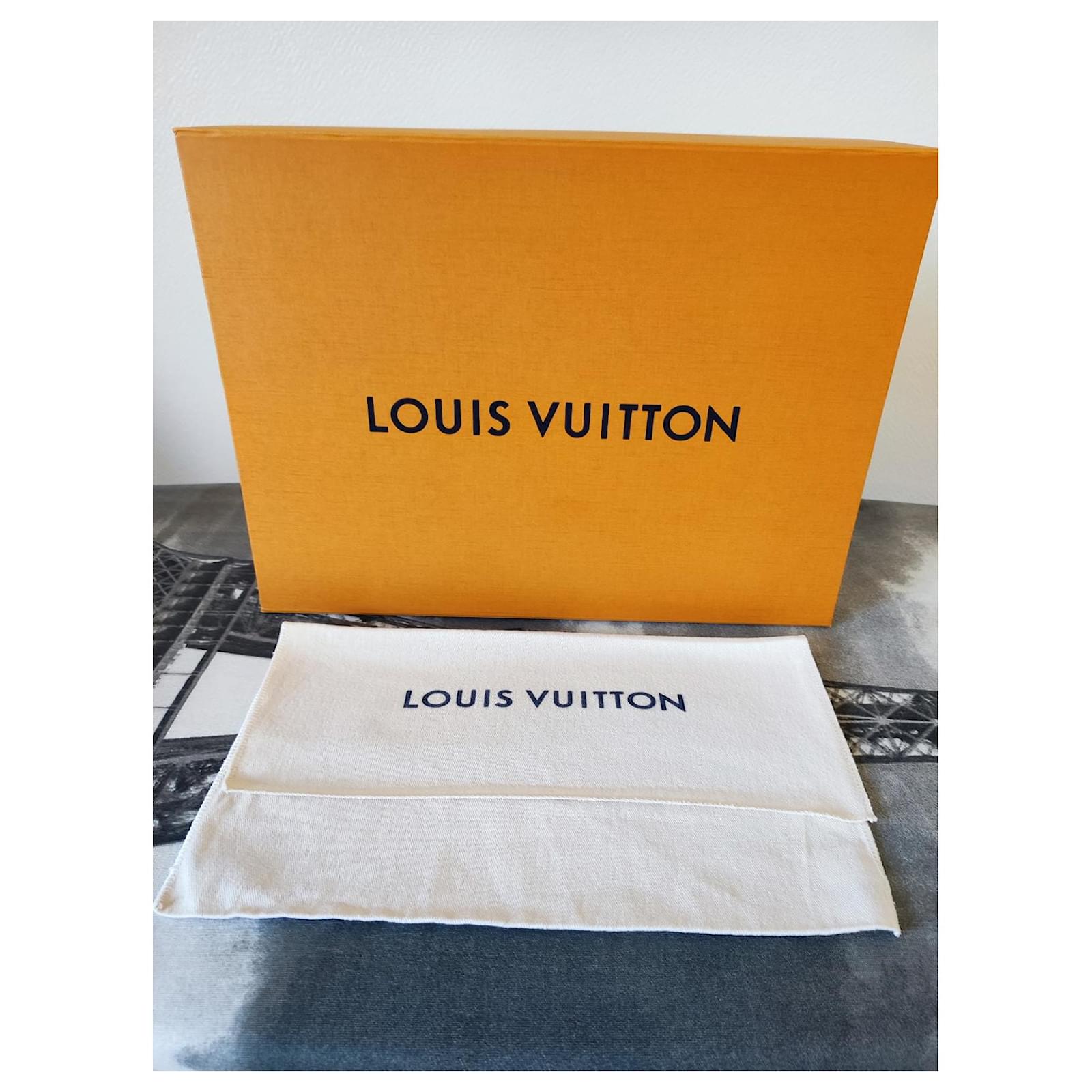 Louis Vuitton East West Metis Pouch Multiple colors Leatherette ref.797339  - Joli Closet