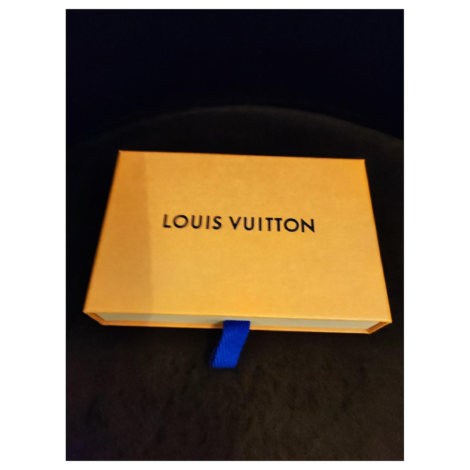 Louis Vuitton Louise PM Earrings (SHF-pG99vJ) – LuxeDH