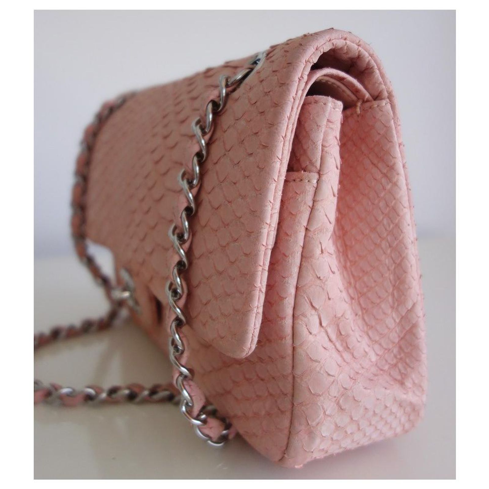Chanel 19 Chanel Classic pink python bag ref.JC802520 (Sold) - Joli Closet
