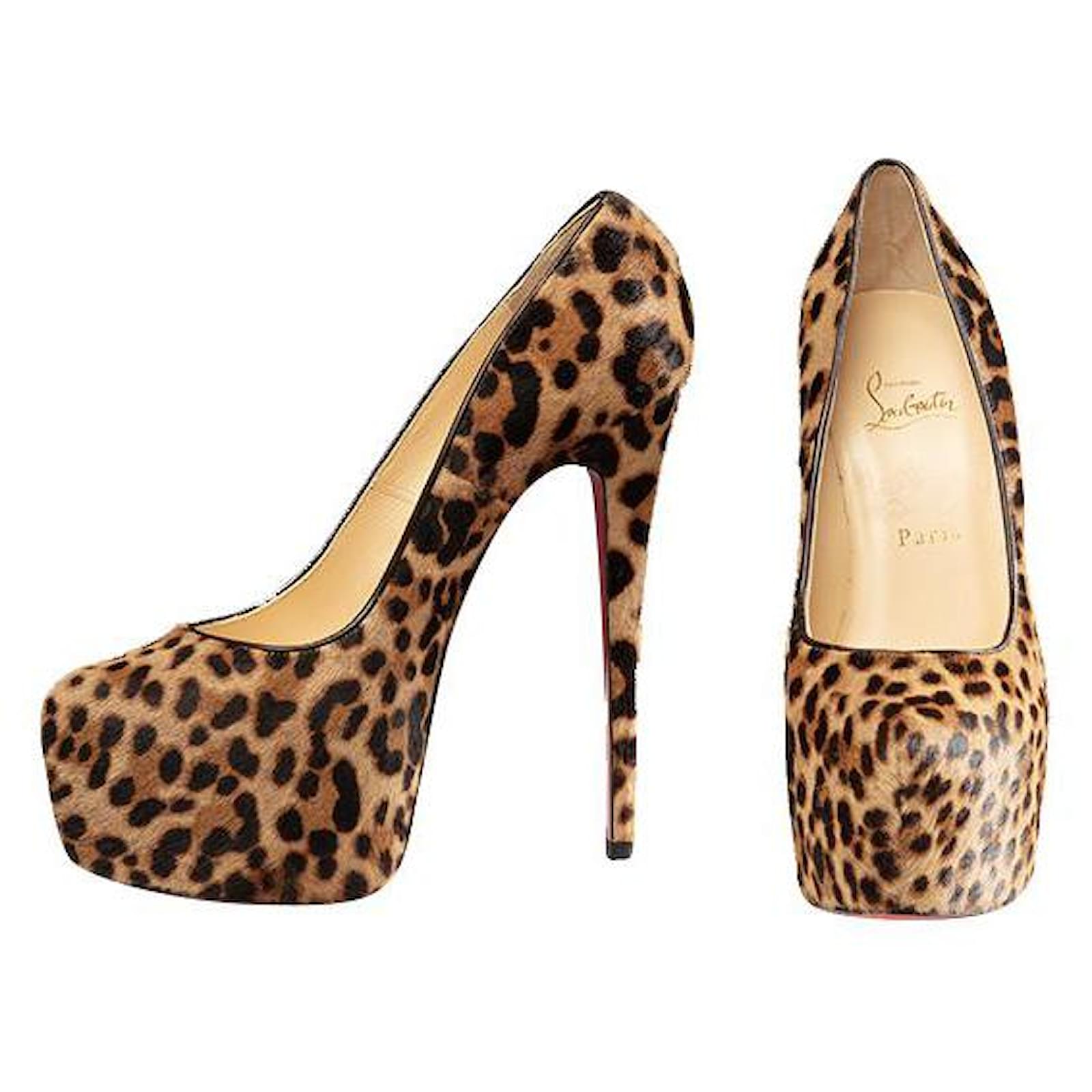 Christian Louboutin Heels Leopard print Leather ref.804411 Joli Closet