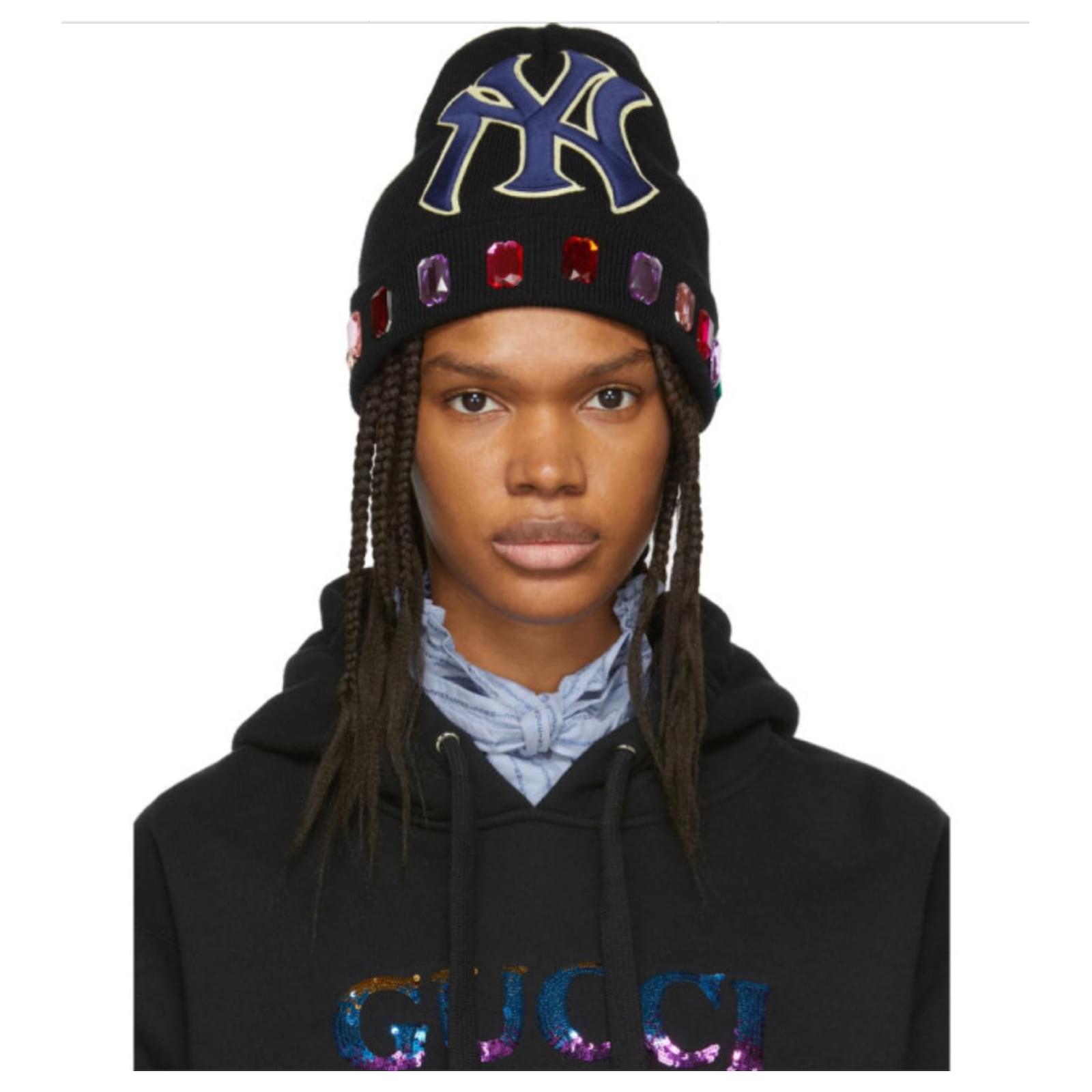 Gucci Hats Black Blue Multiple colors Wool ref.804836 - Joli Closet