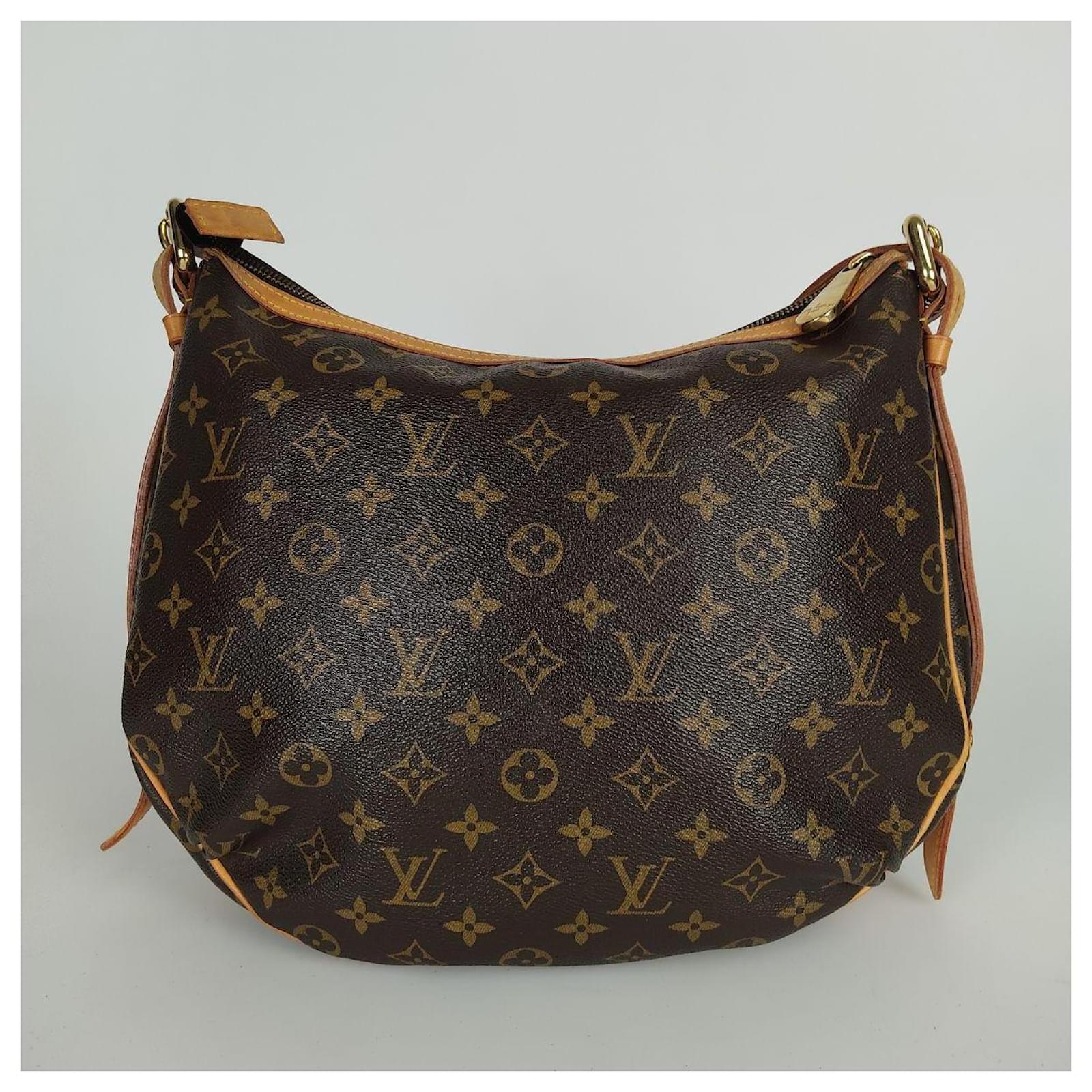 Louis Vuitton Tulum GM Monogram shoulder bag Brown Cloth ref.805865 - Joli  Closet