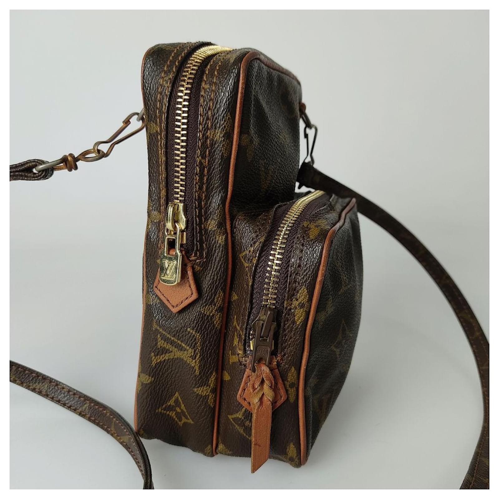 Louis Vuitton  Monogram shoulder bag Brown Cloth ref.805867