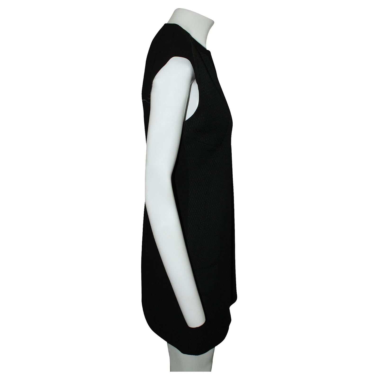DESIGN - Pull moulant en maille texturée à demi-fermeture éclair