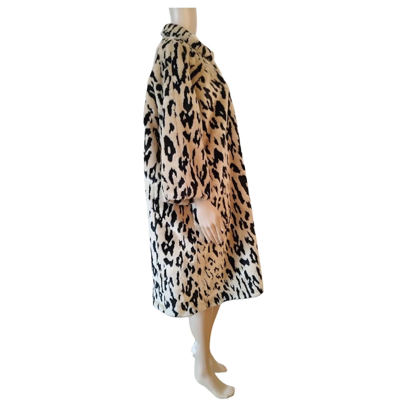 Balenciaga leopard print faux fur coat Beige Synthetic ref.806949 Joli Closet