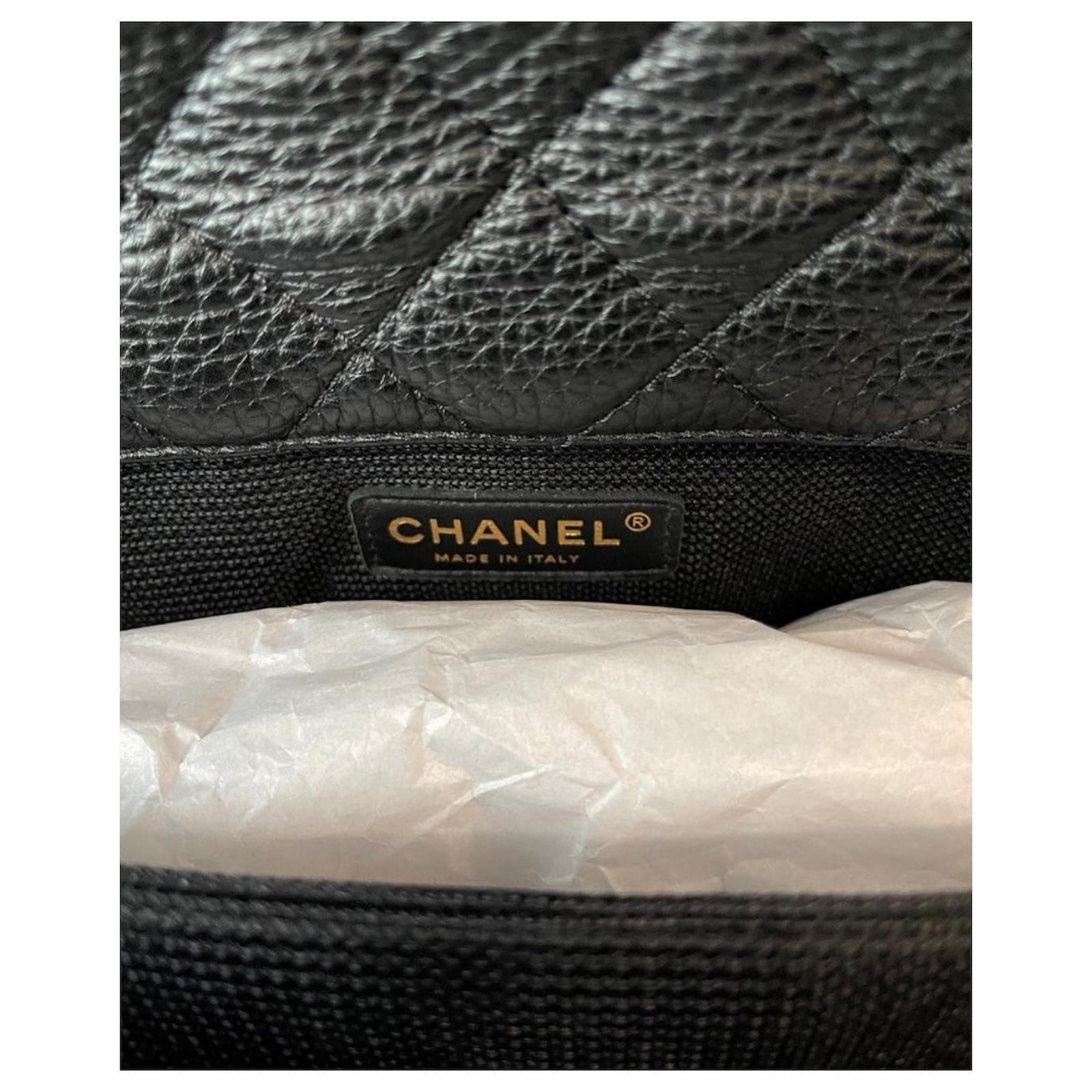Chanel XXL Travel Flap Bag GHW Black Leather ref.807929 - Joli Closet
