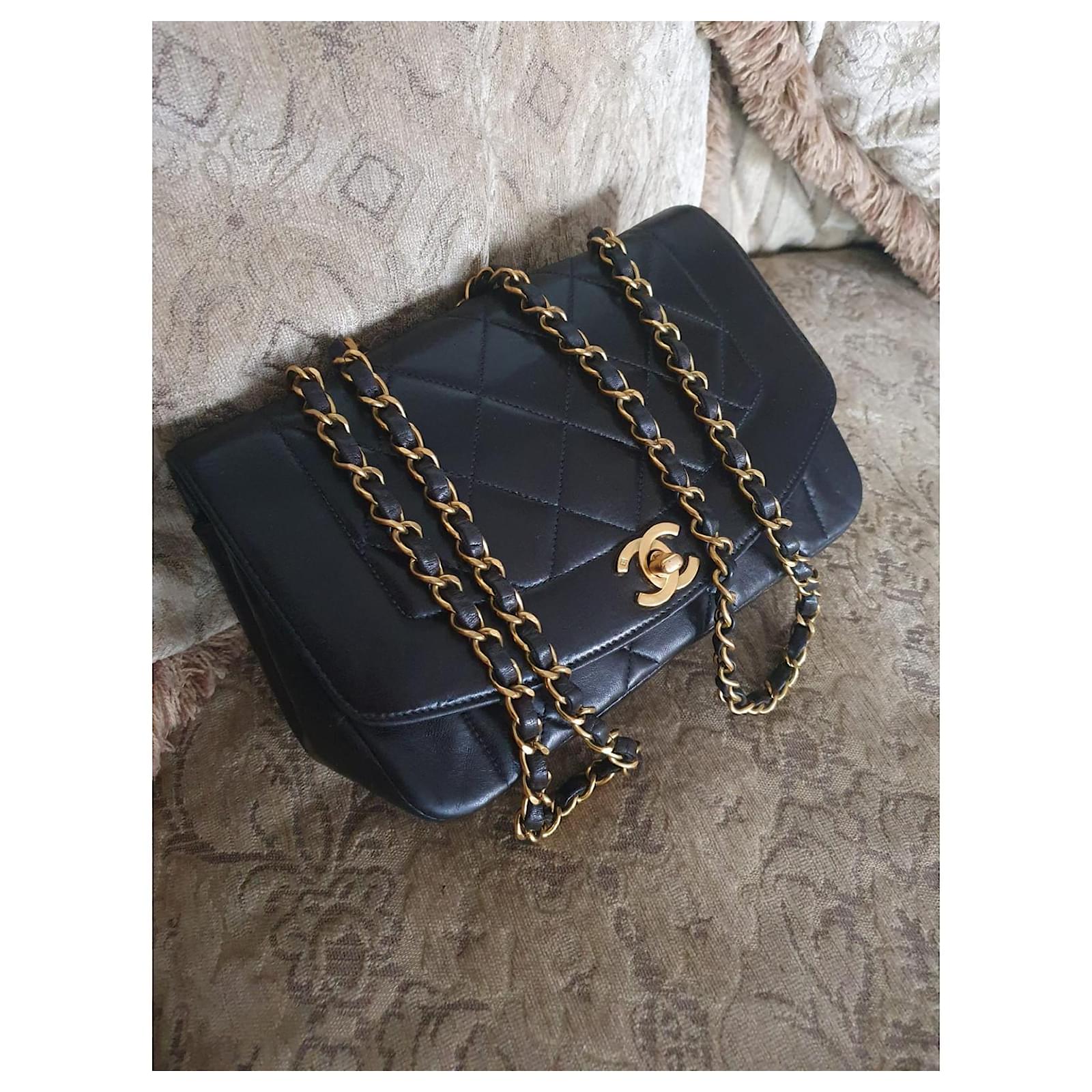 chanel-diana-bag-black-leather-ref-807977-joli-closet